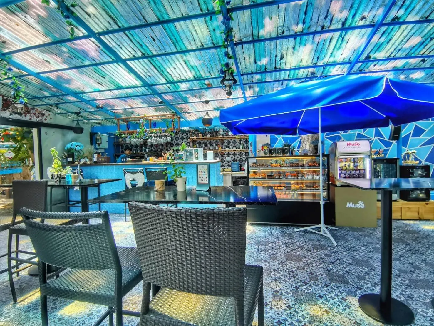 Food and drinks in Beach Walk Boutique Resort