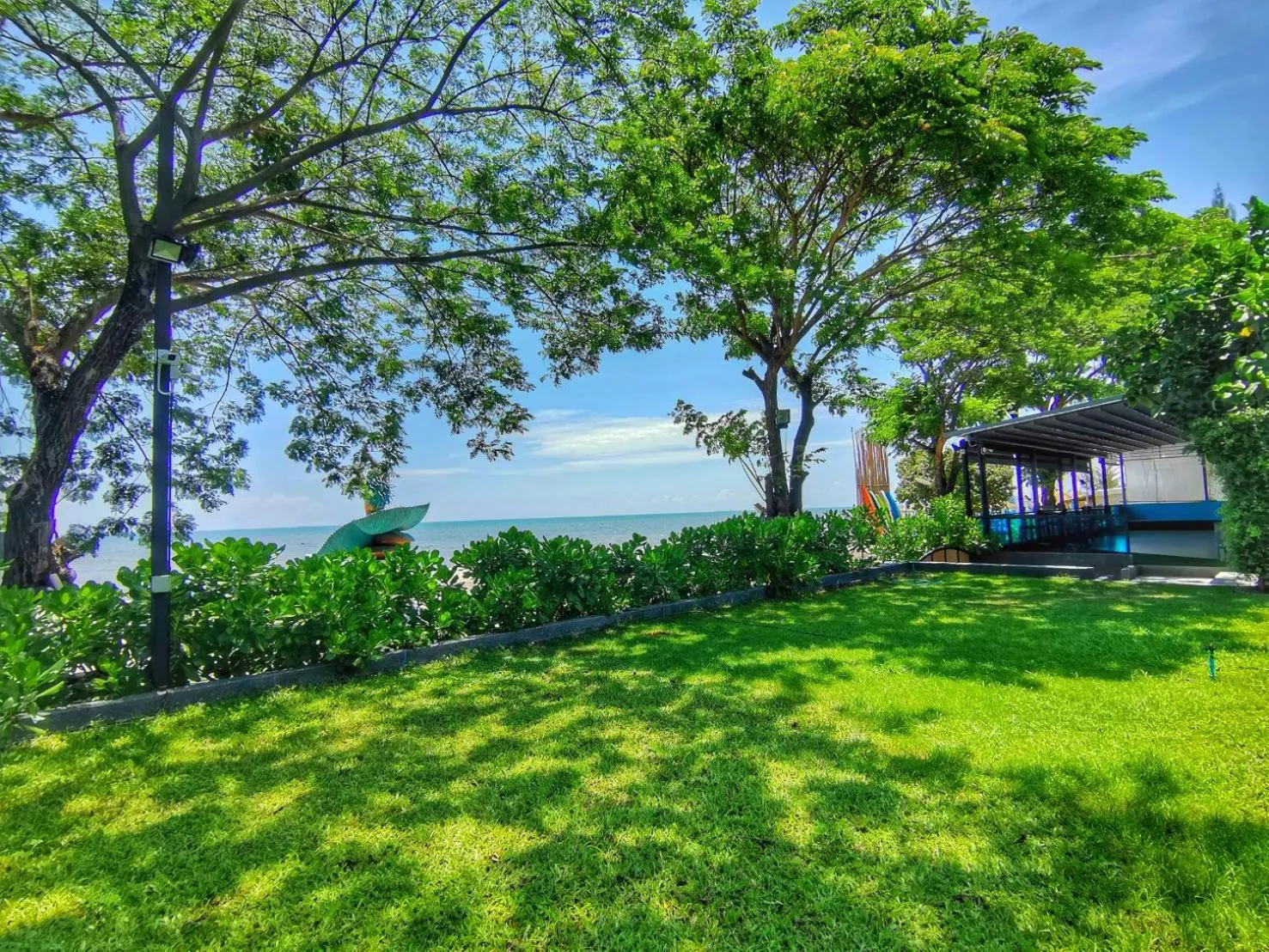 Inner courtyard view in Beach Walk Boutique Resort