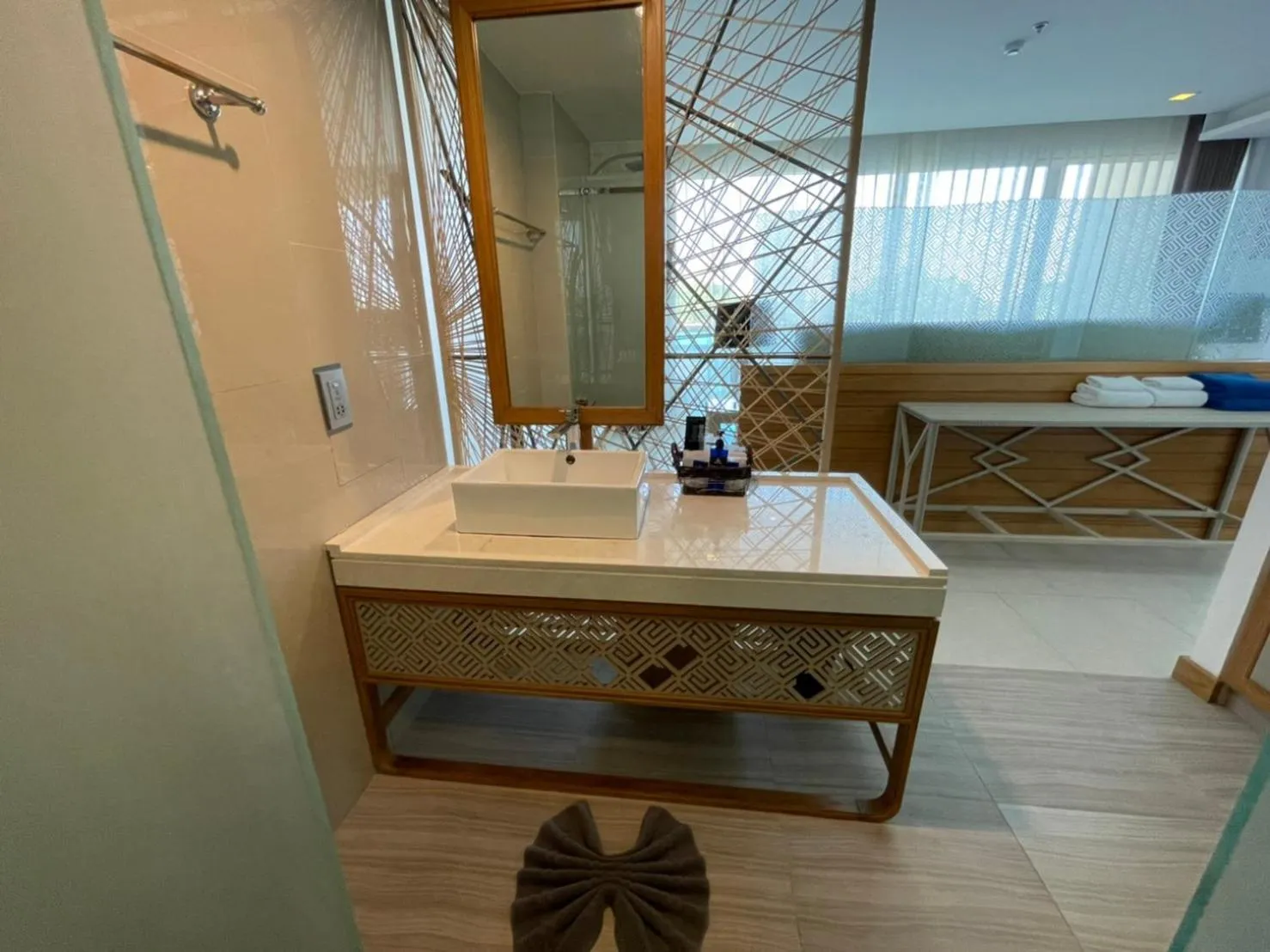 Bathroom in Beach Walk Boutique Resort