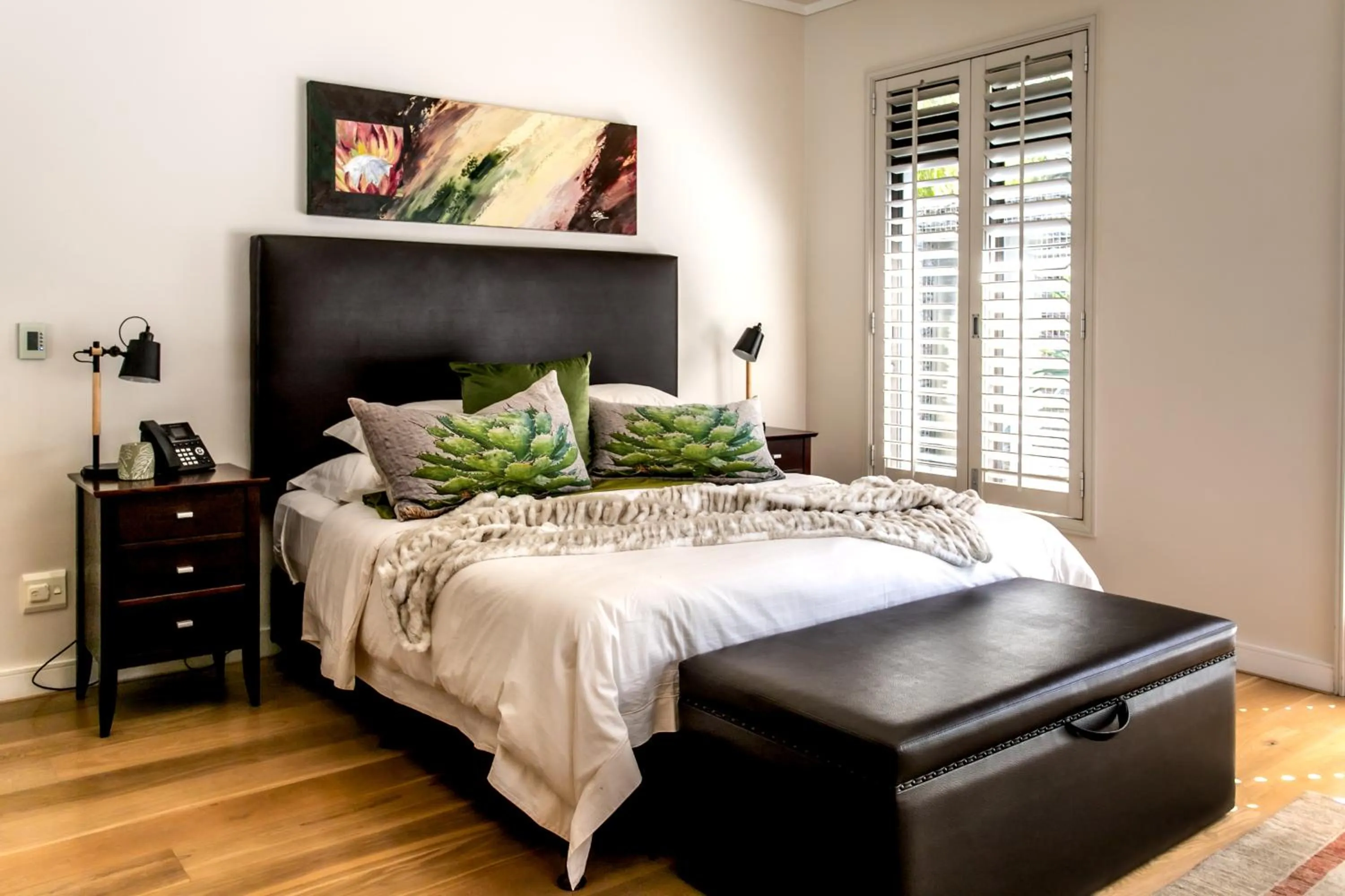 Bedroom, Bed in Selkirk House