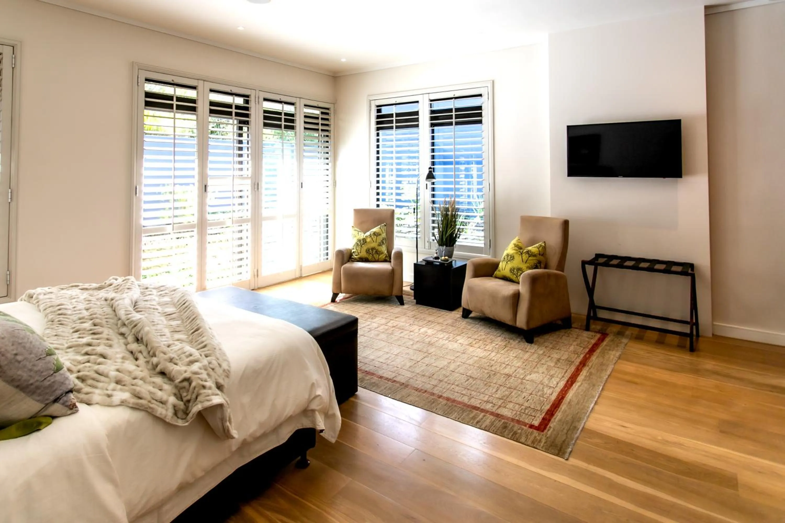 Bedroom, Bed in Selkirk House