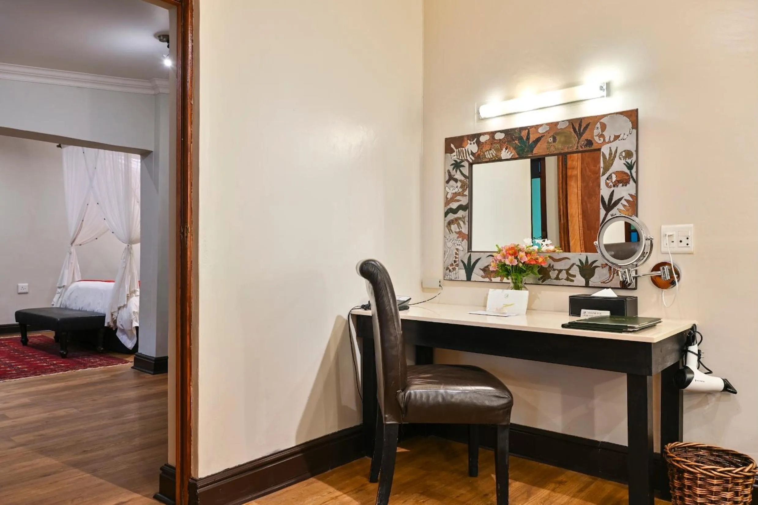 Photo of the whole room, Bed in Woodall Country House and Spa