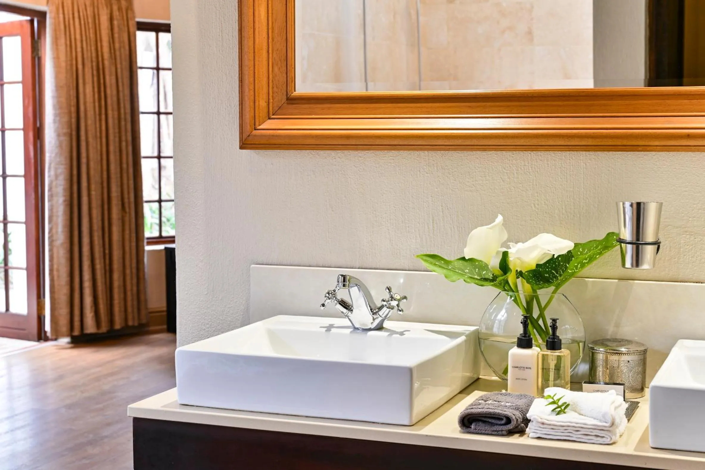 Bathroom in Woodall Country House and Spa