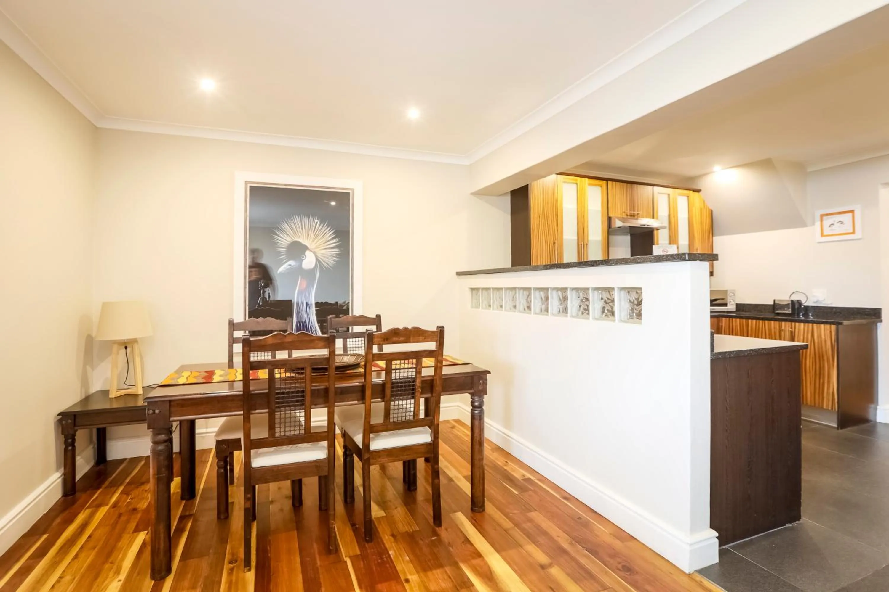 Dining area in Orange Inn Knysna