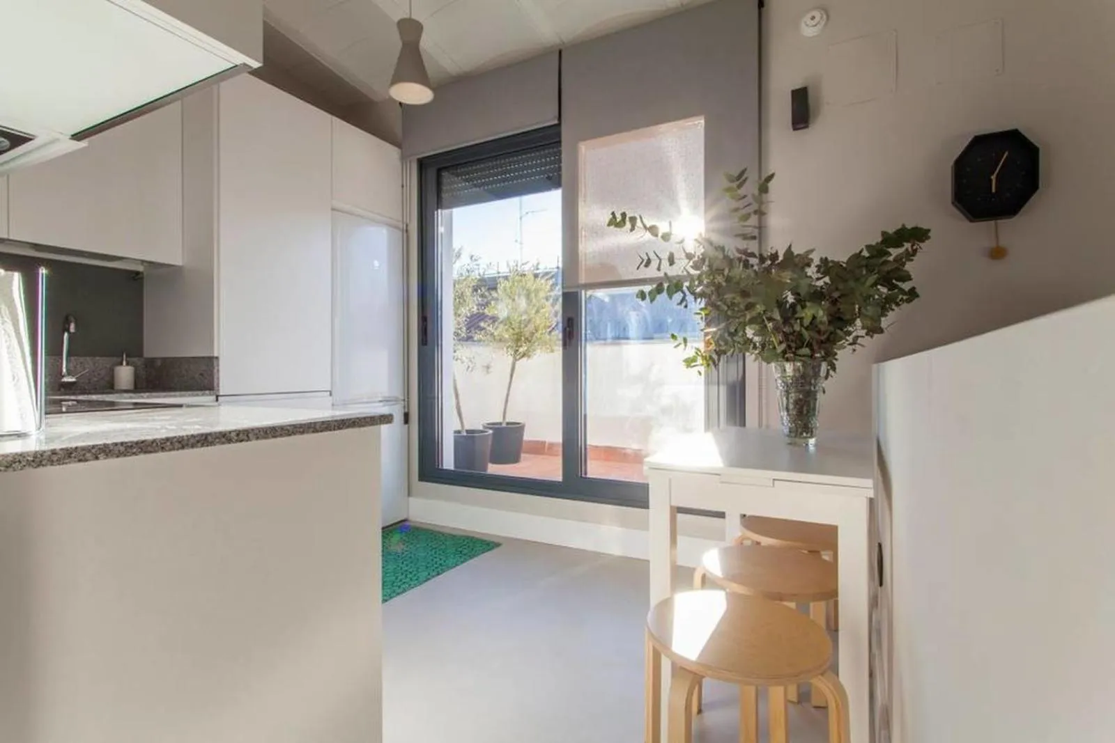 Kitchen or kitchenette in Apartamentos RG Dúplex San Bernardo