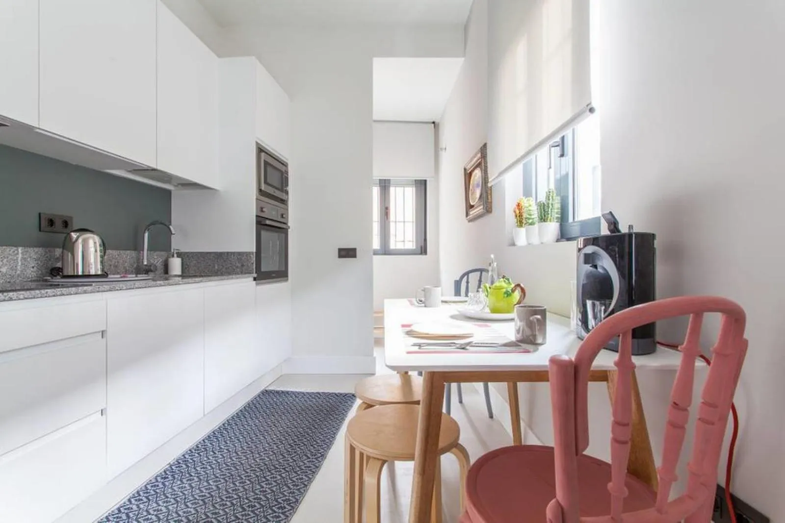 Kitchen or kitchenette in Apartamentos RG Dúplex San Bernardo