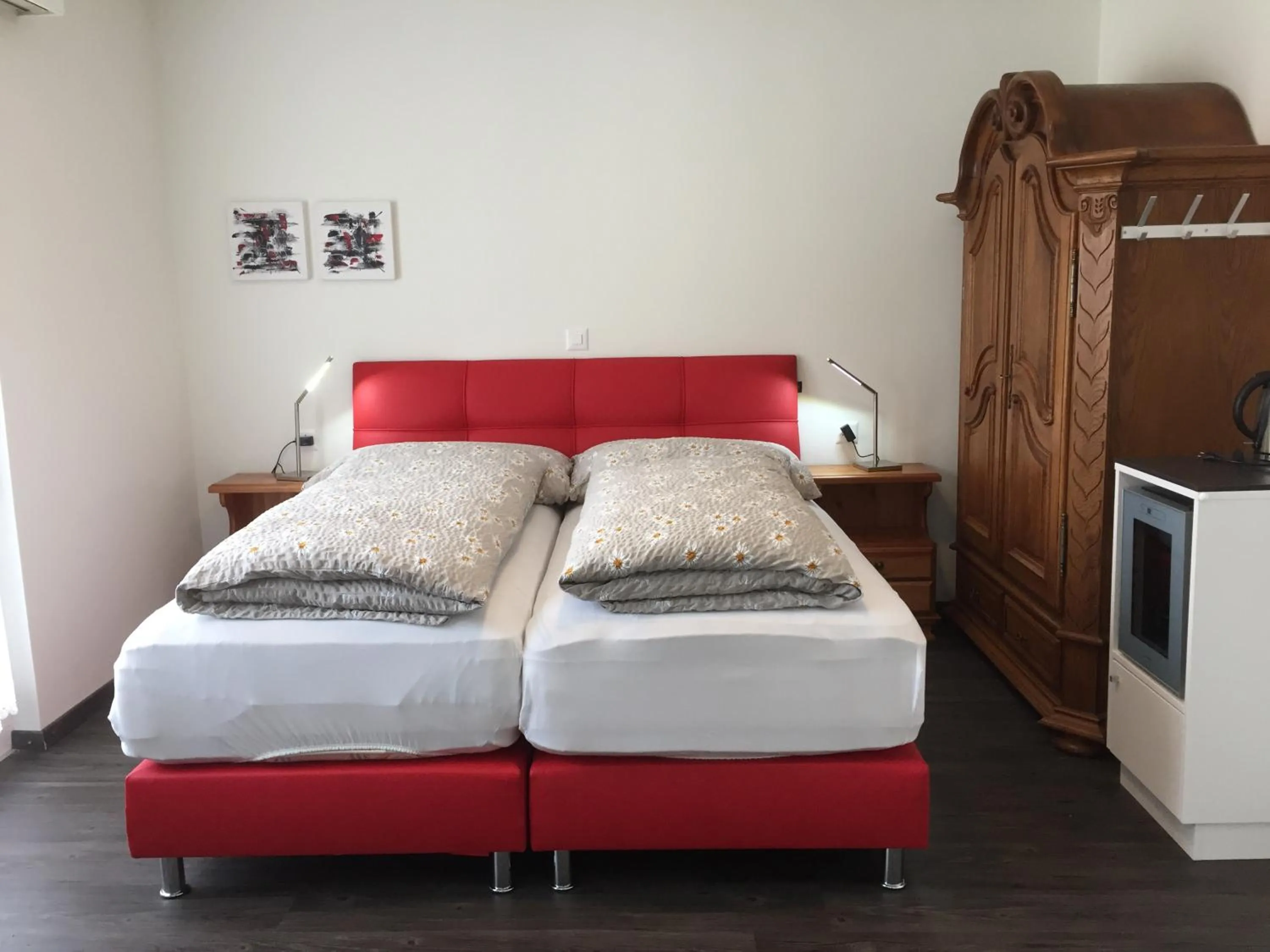 Bed in Römerhof - Hotel with Self Check-in