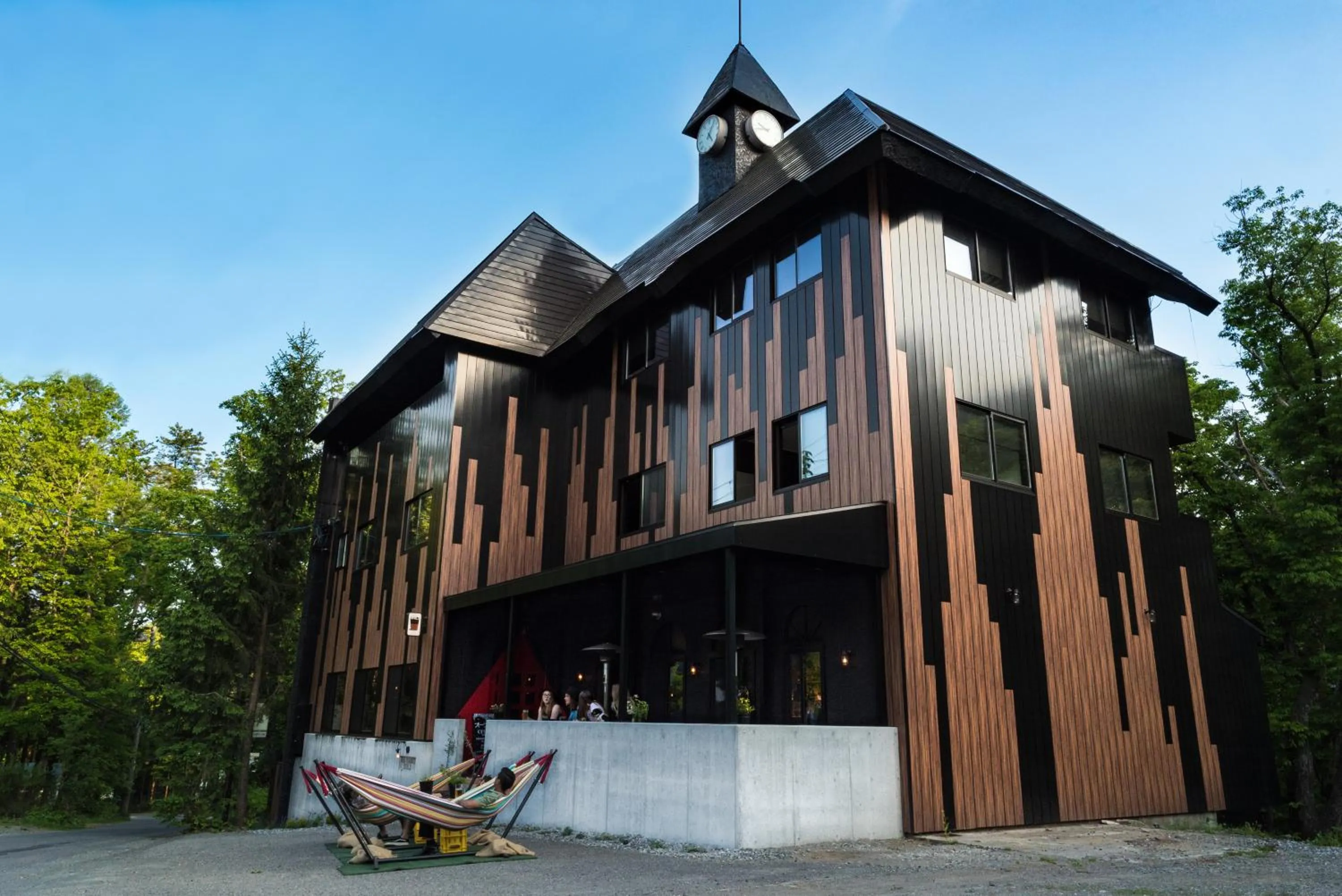 Property building in Hotel Villa Hakuba by HHG