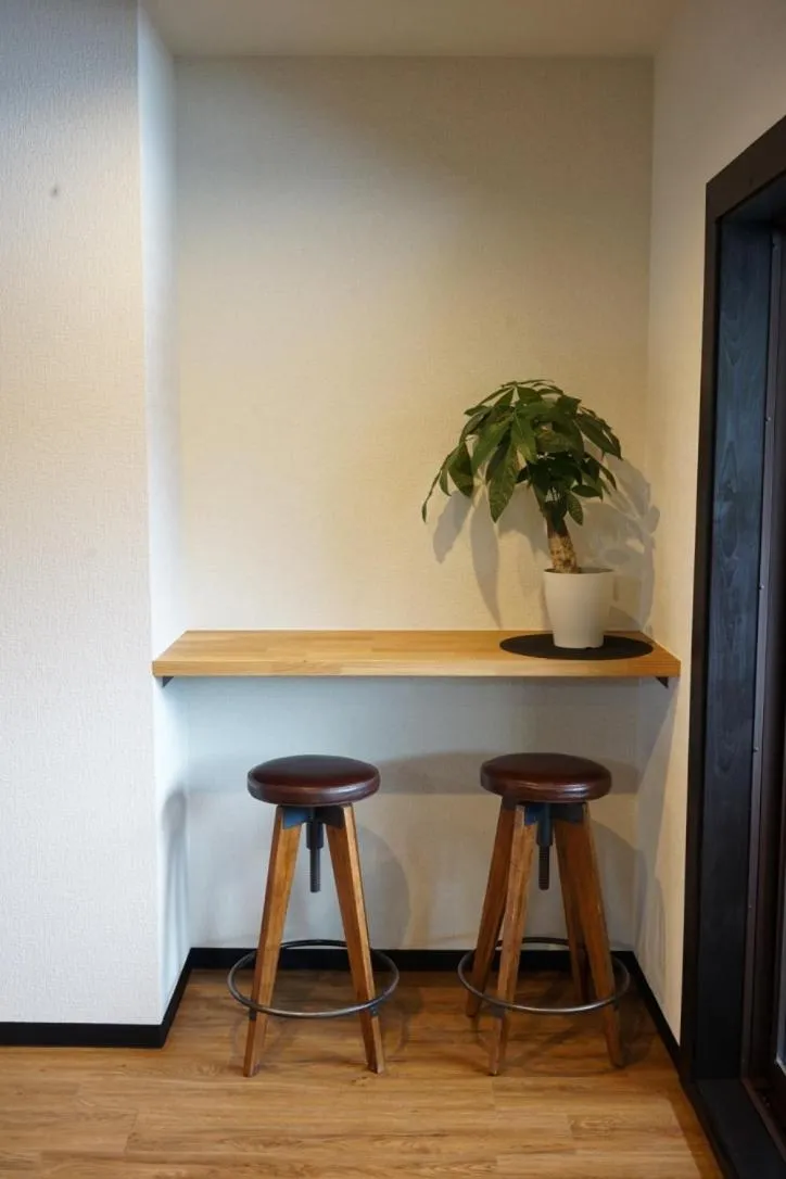 Seating area in Hotel Villa Hakuba by HHG