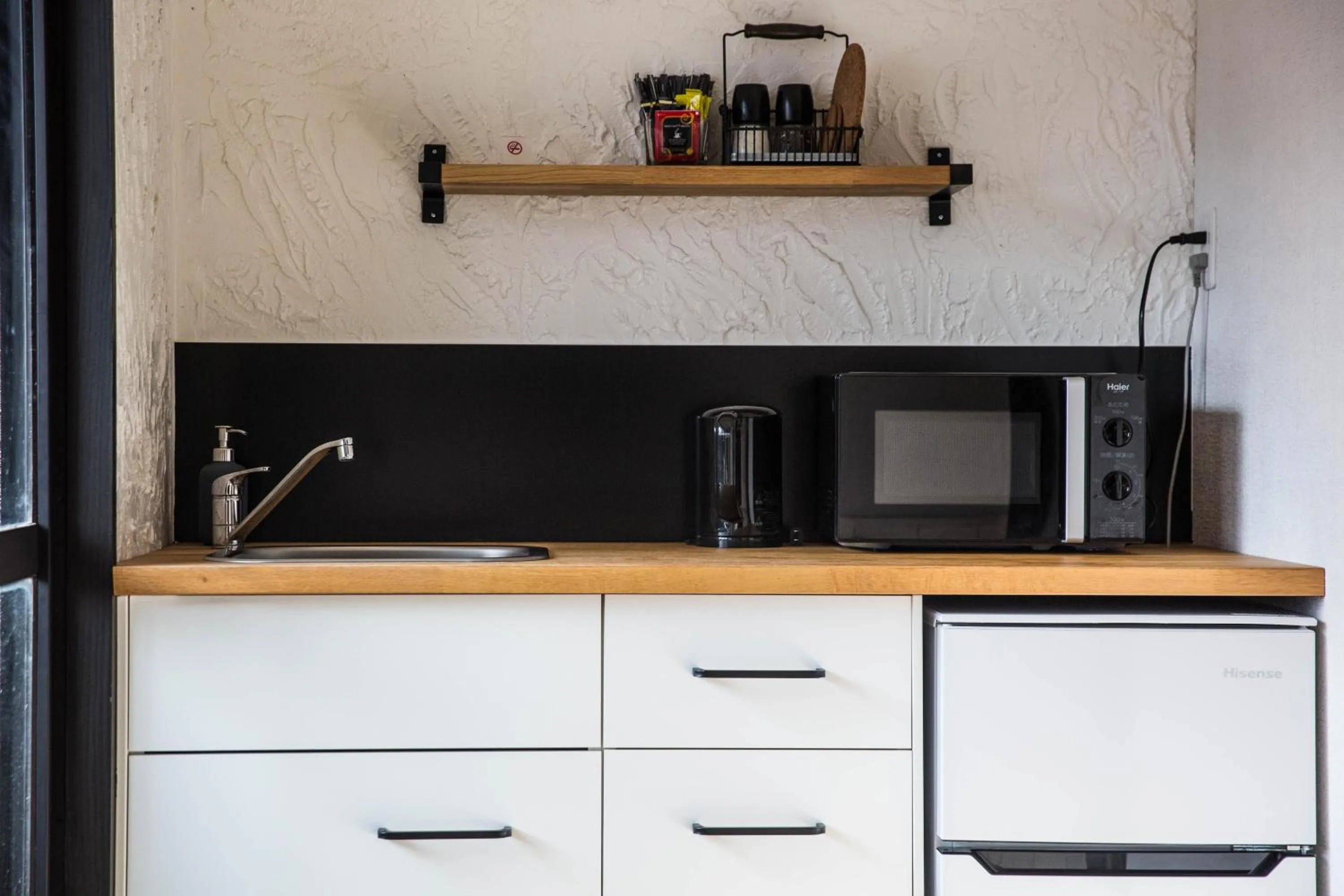 Coffee/tea facilities in Hotel Villa Hakuba by HHG