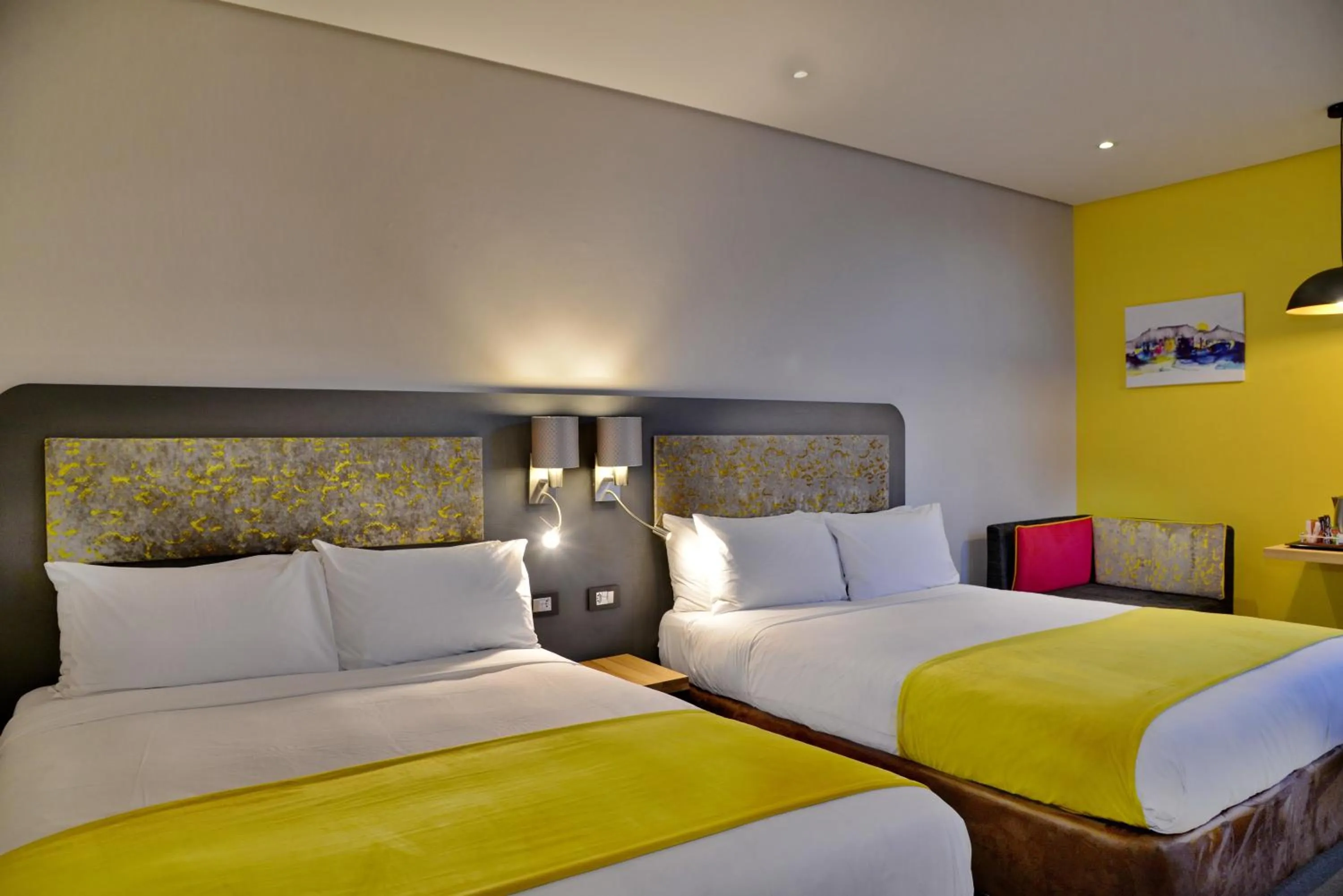 Bed in Cresta Grande Cape Town