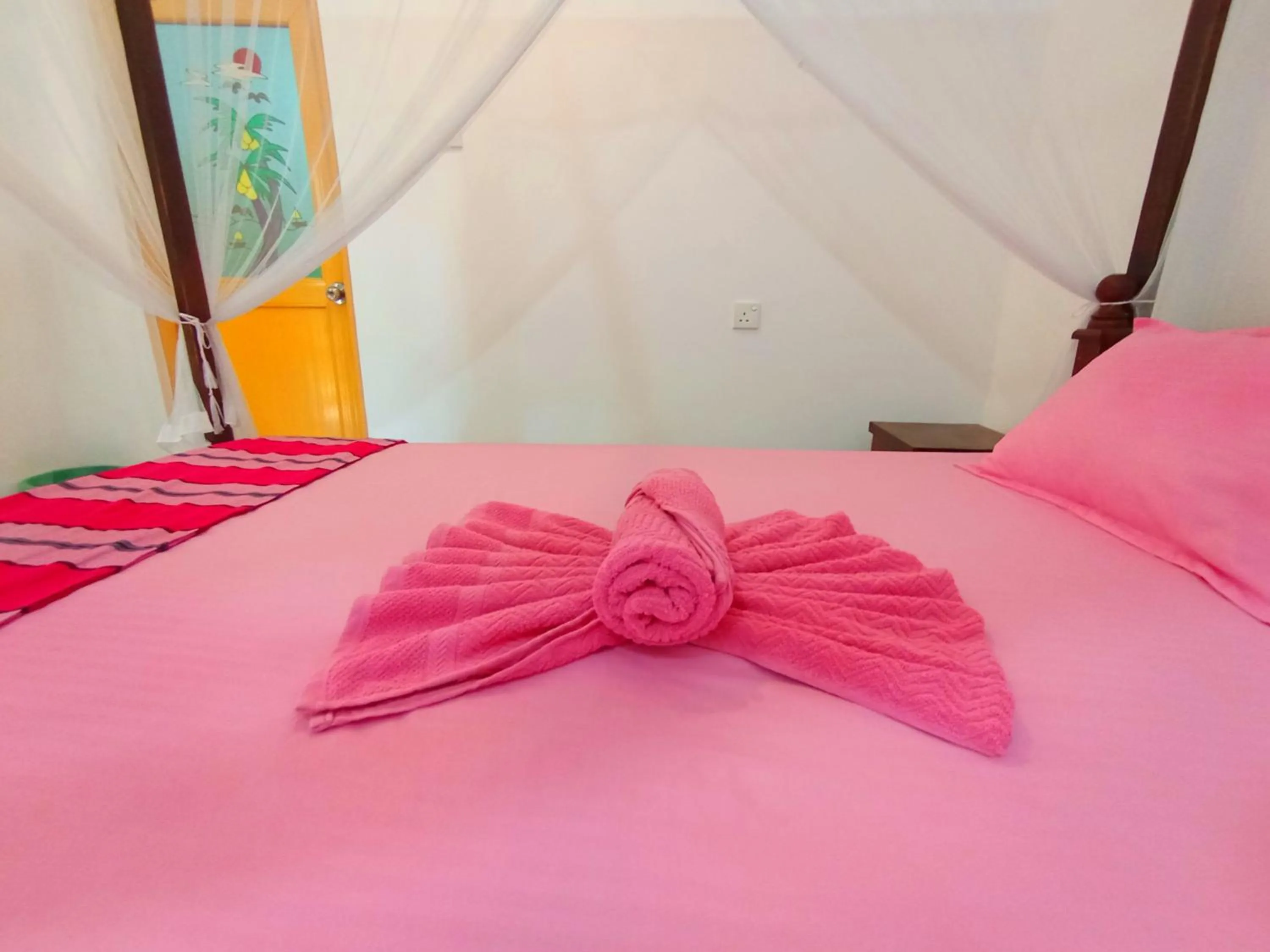 Bed in Allan Guest Mirissa