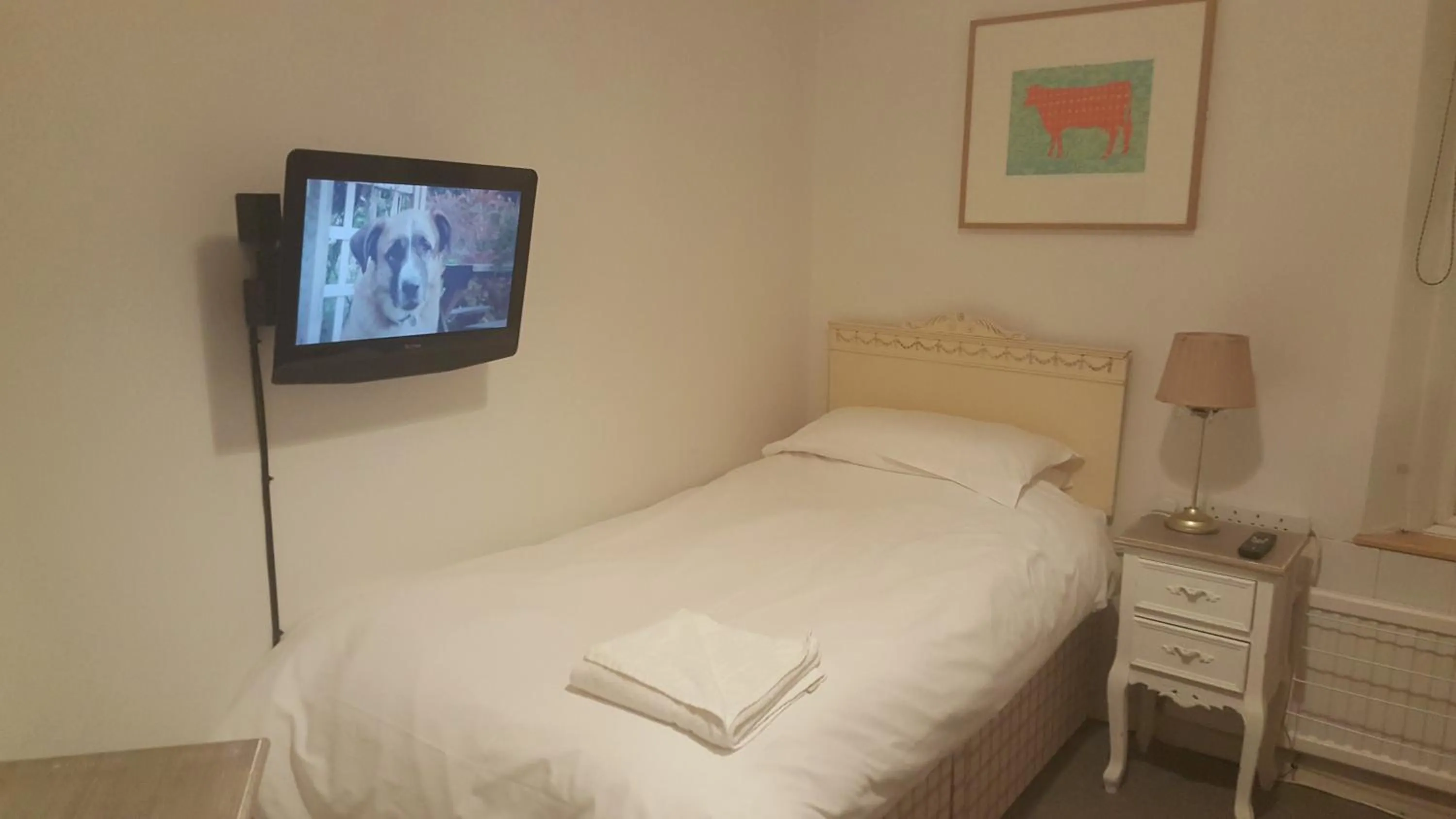 Photo of the whole room, Bed in Maindee Guest House