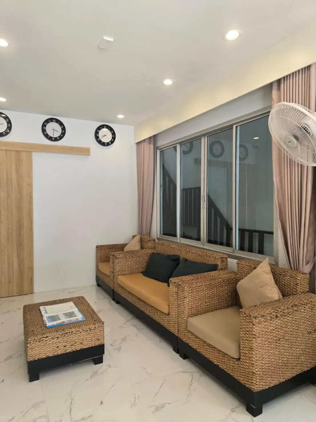 Lobby or reception in Chaokoh Phi Phi Hostel Lobby or reception in Chaokoh Phi Phi Hostel