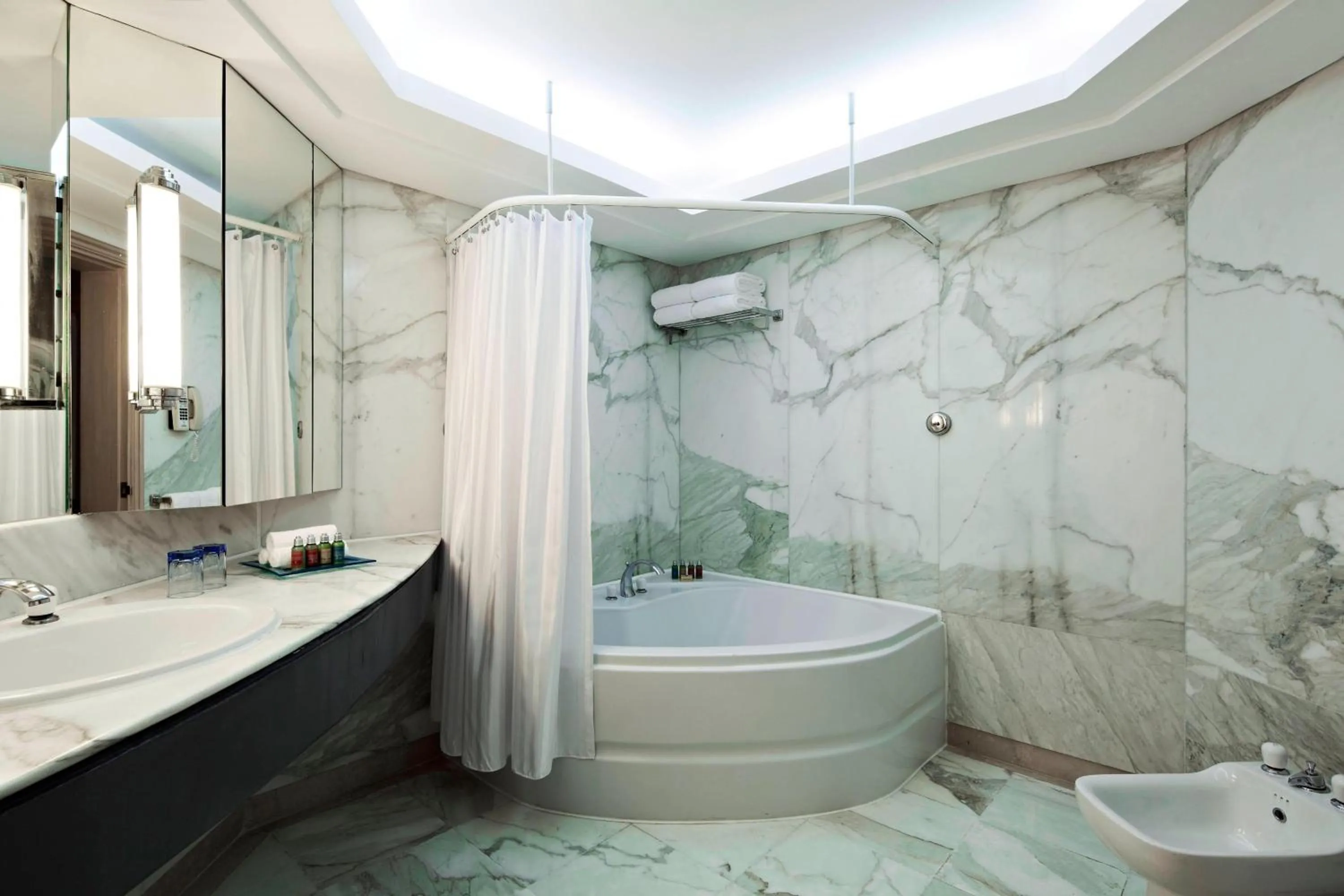 Bathroom in Hurghada Marriott Beach Resort