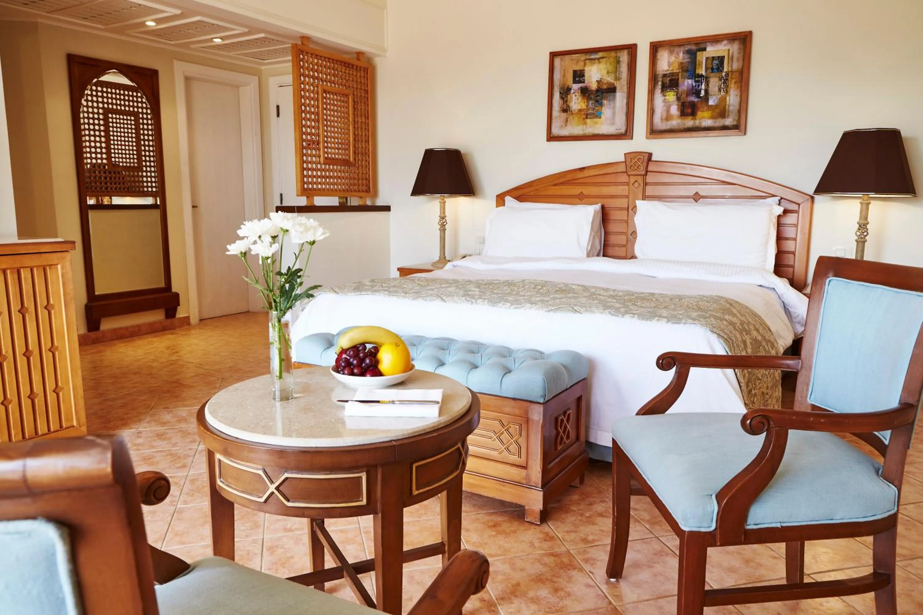 Bedroom, Bed in Kempinski Hotel Soma Bay