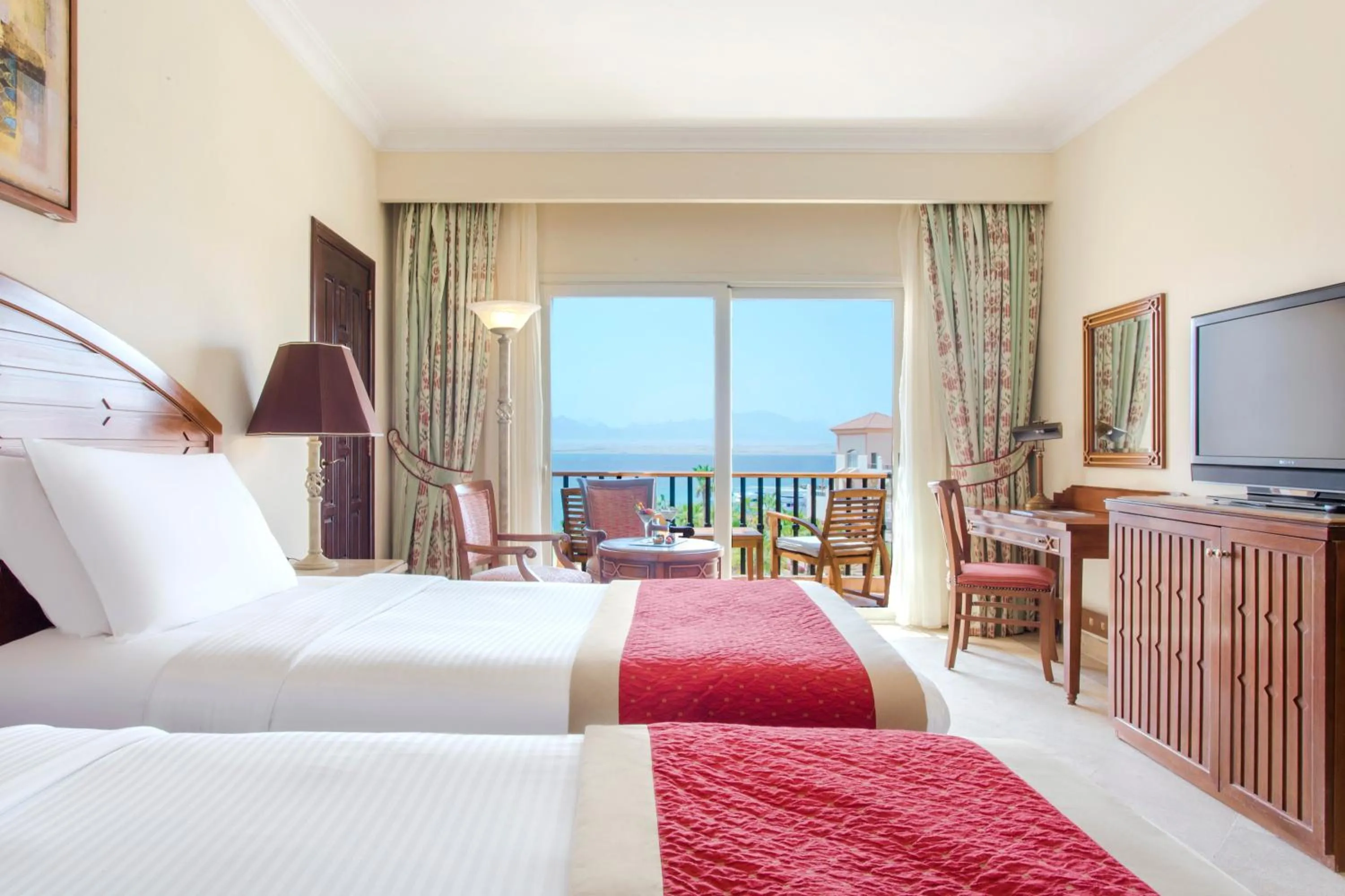 Photo of the whole room, Bed in Kempinski Hotel Soma Bay