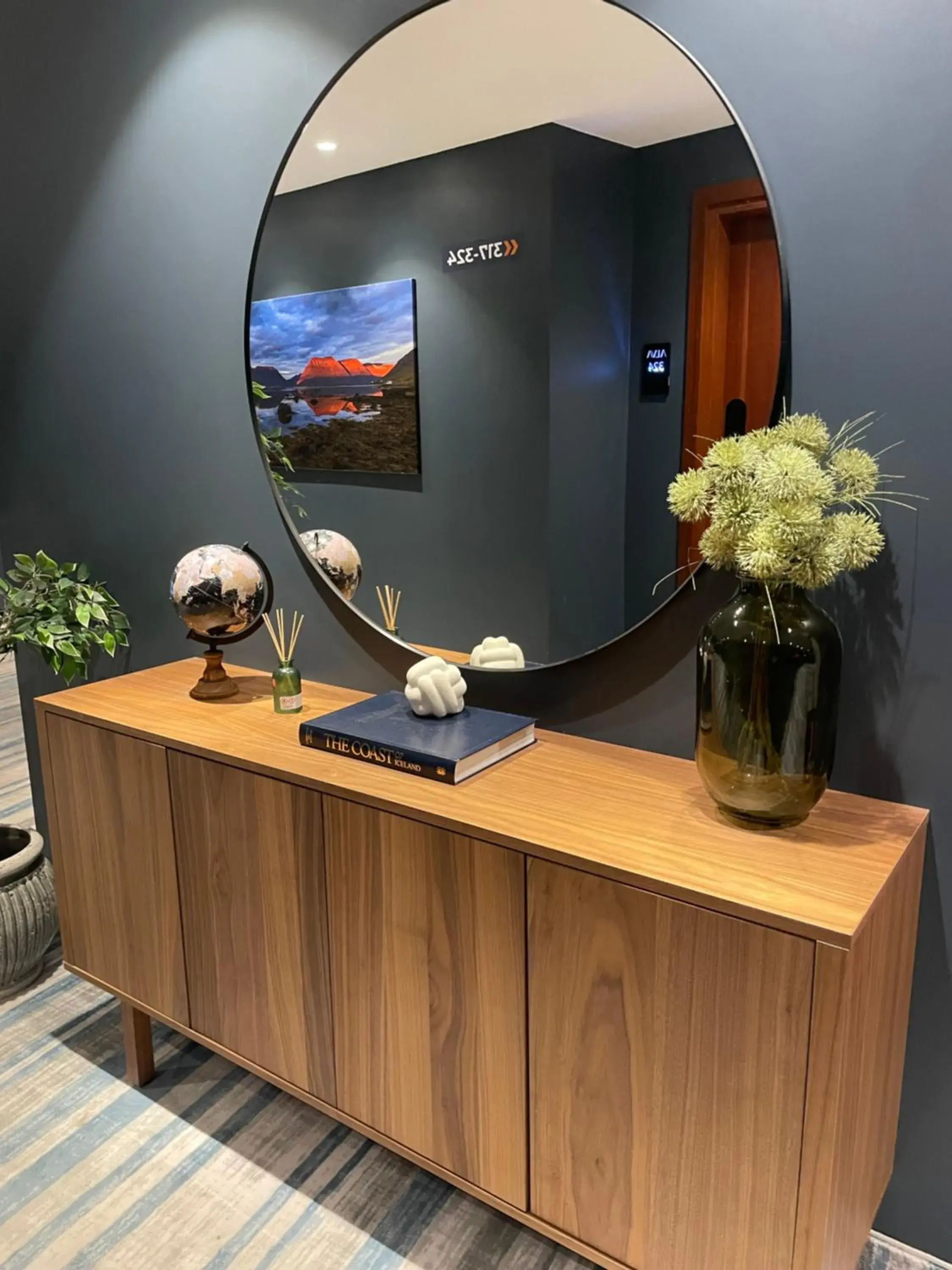 Property building in Hotel Muli Property building in Hotel Muli