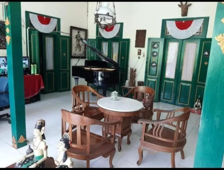 Living room in Pendopo Andari Homestay