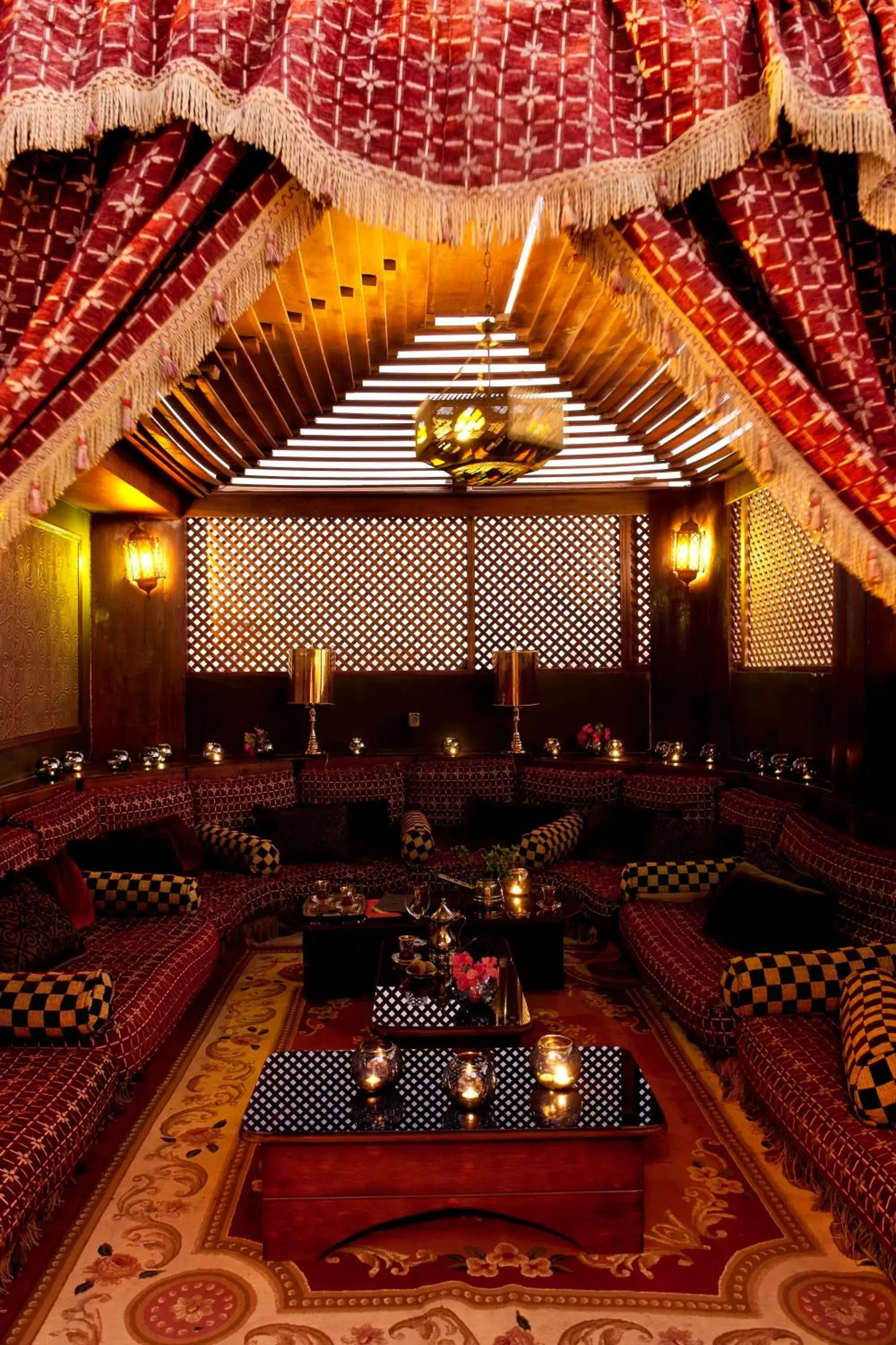 Lounge or bar in Barceló Cairo Pyramids Lounge or bar in Barceló Cairo Pyramids