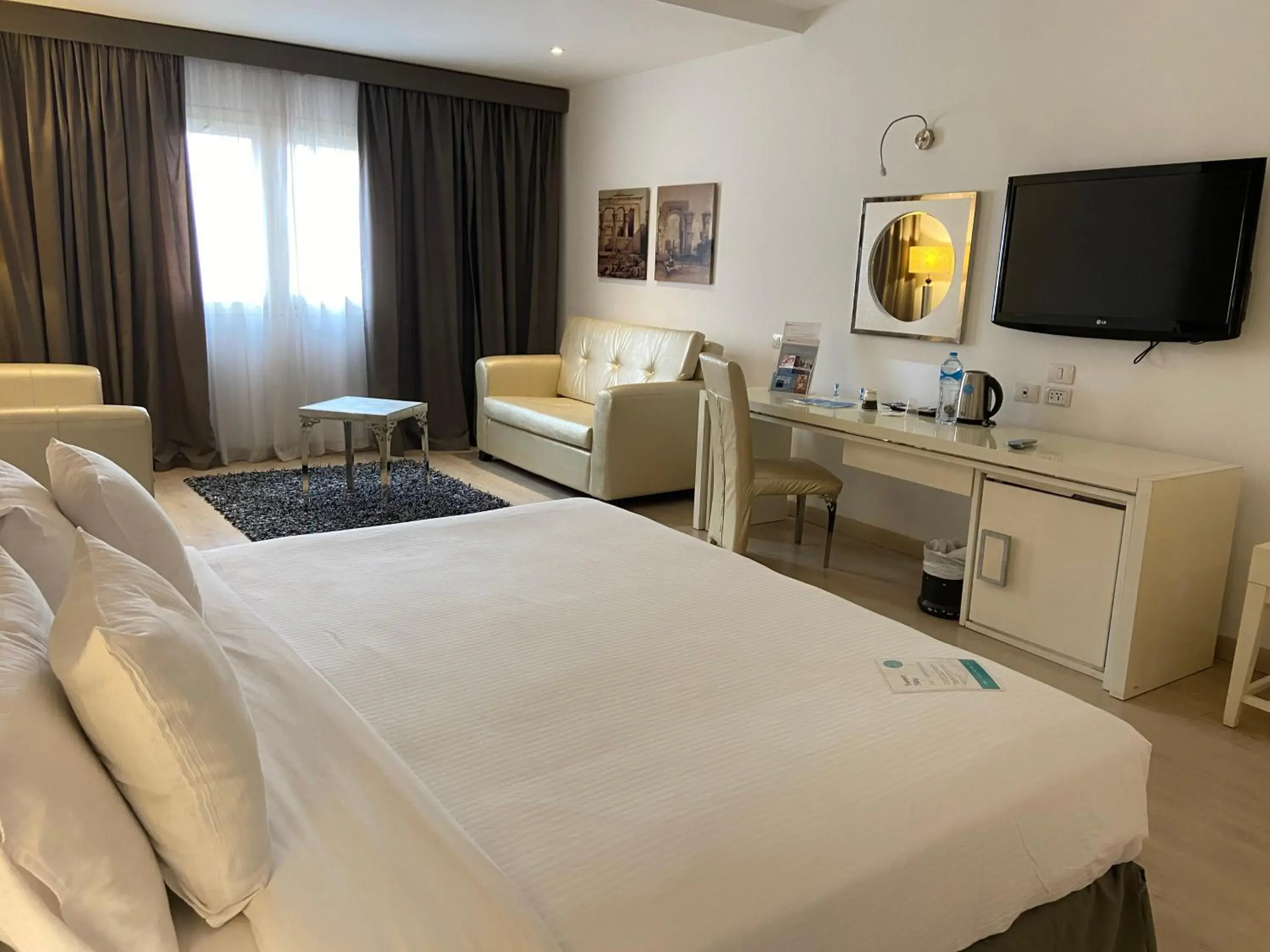 Bed in Barceló Cairo Pyramids Bed in Barceló Cairo Pyramids