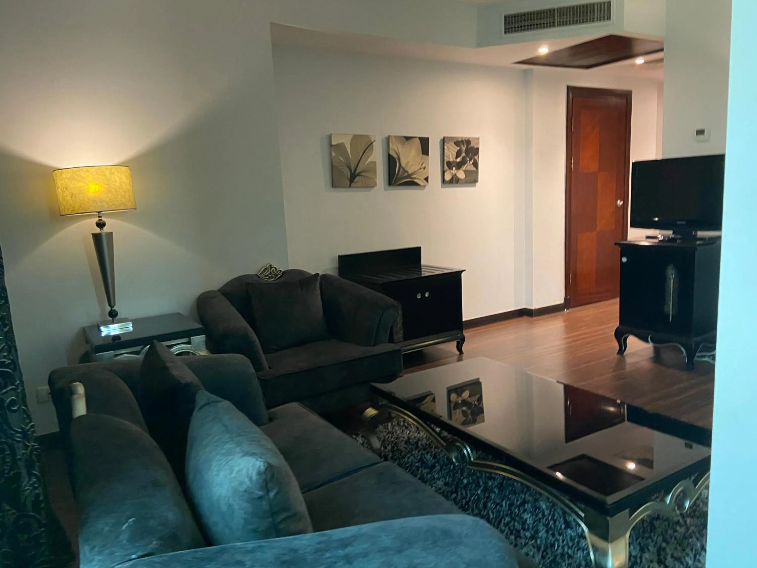 Seating area in Barceló Cairo Pyramids