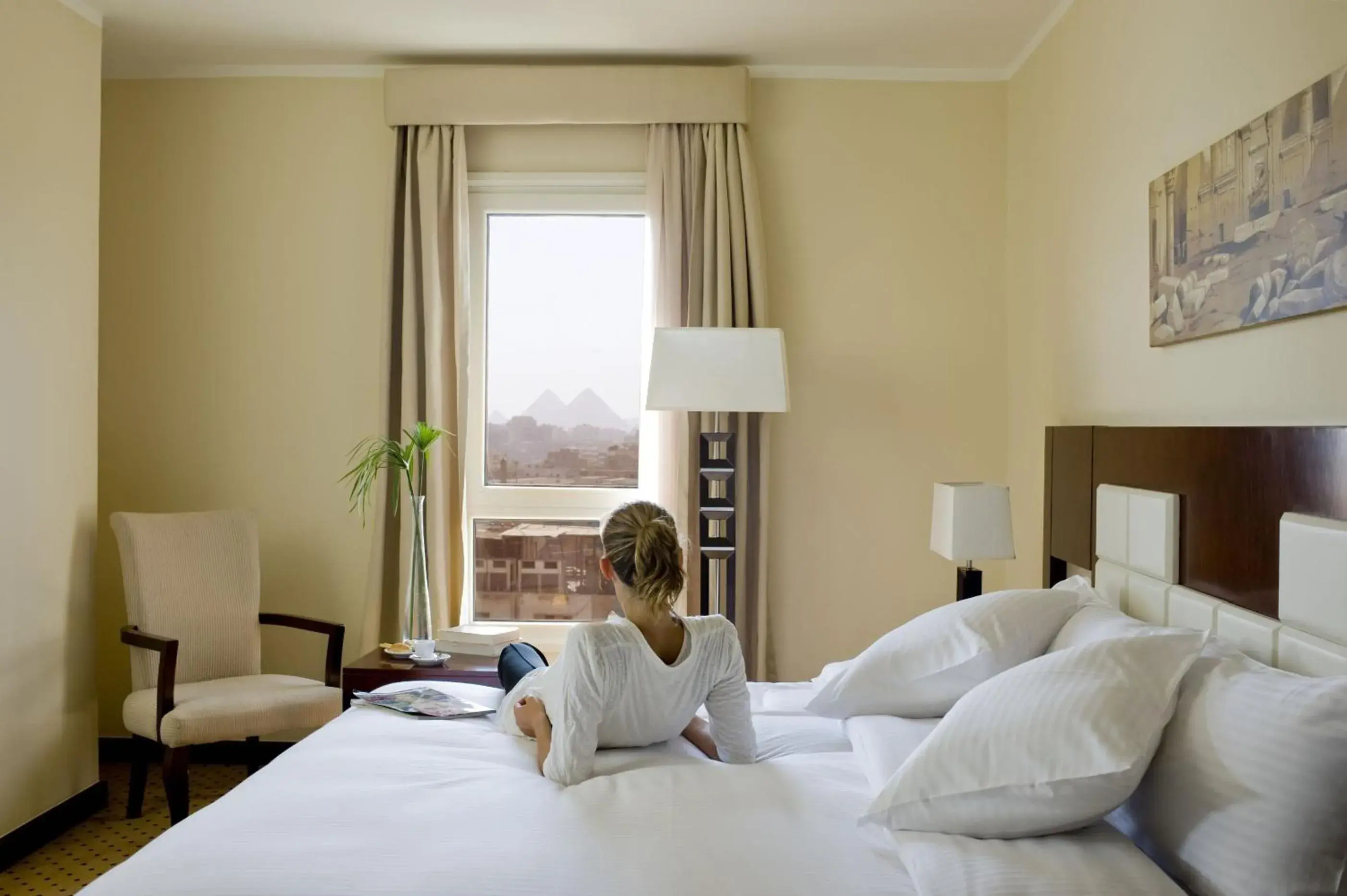 Bed in Barceló Cairo Pyramids Bed in Barceló Cairo Pyramids