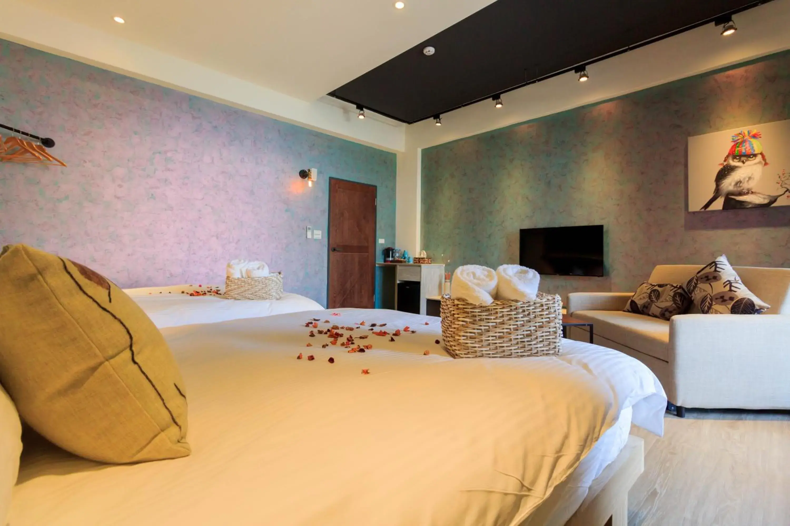 Bed in Book 5 Bed in Book 5