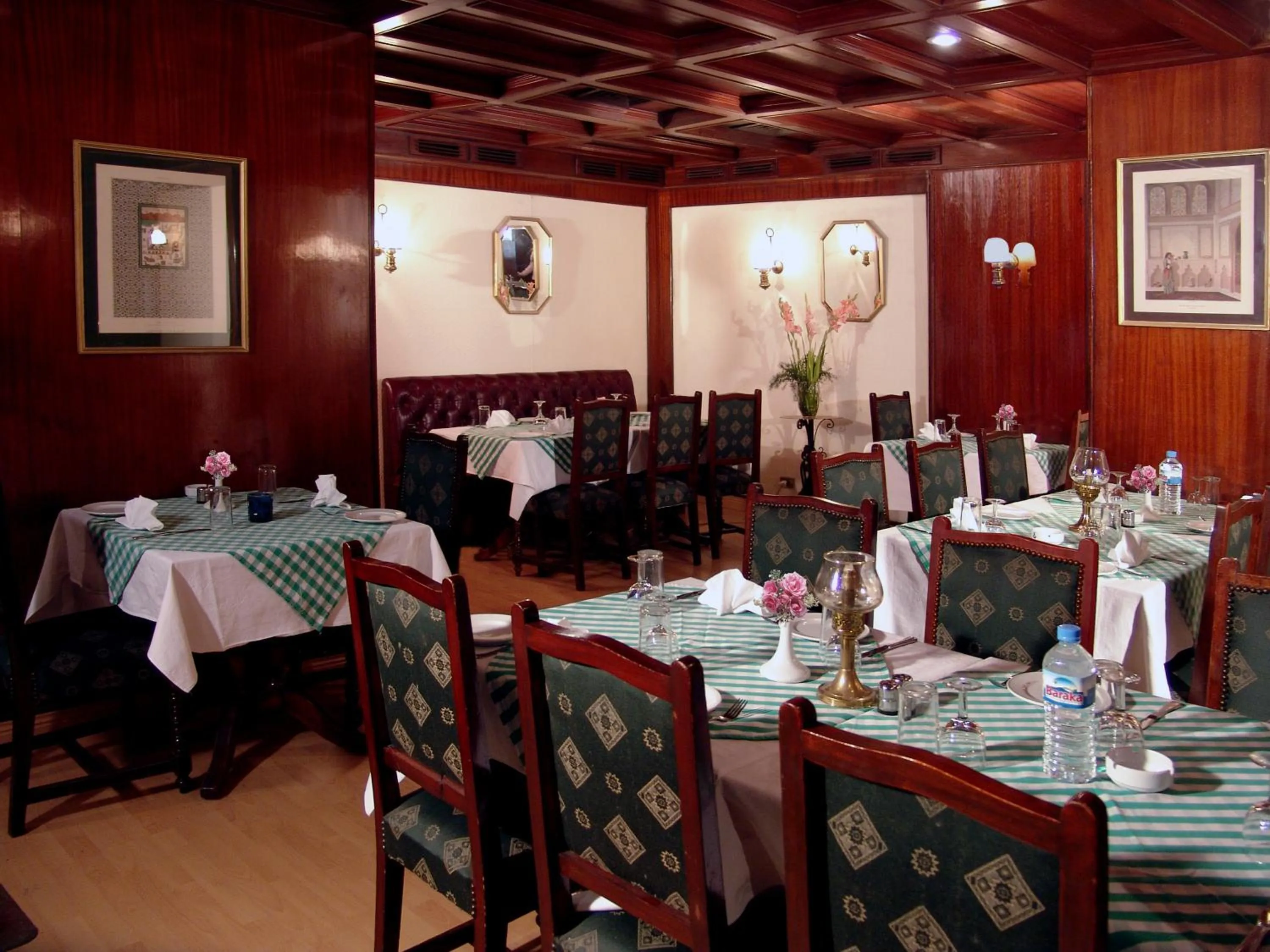 Restaurant/places to eat in Hotel Concorde Dokki
