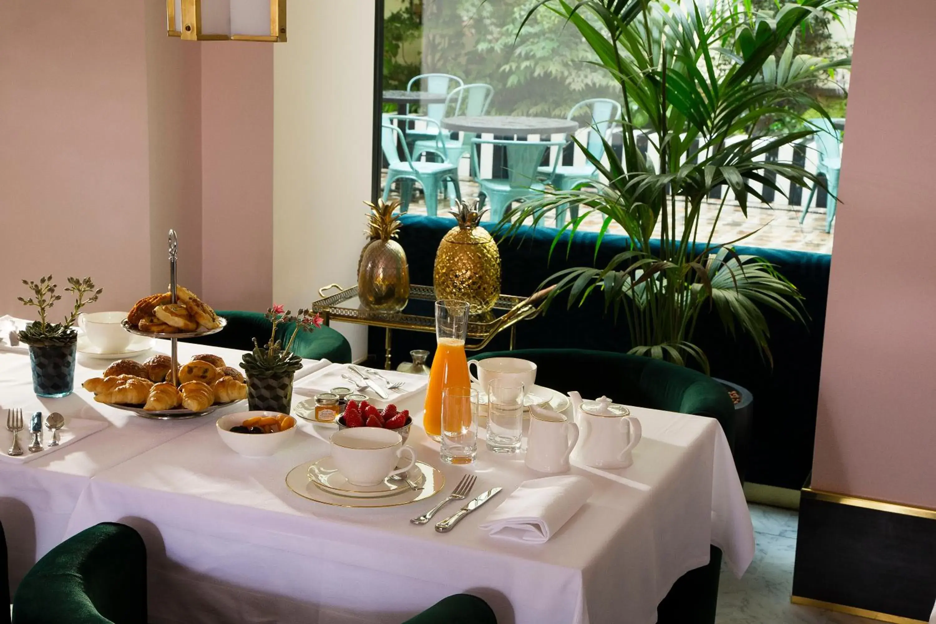 Buffet breakfast in Hôtel Saint-Marc Buffet breakfast in Hôtel Saint-Marc