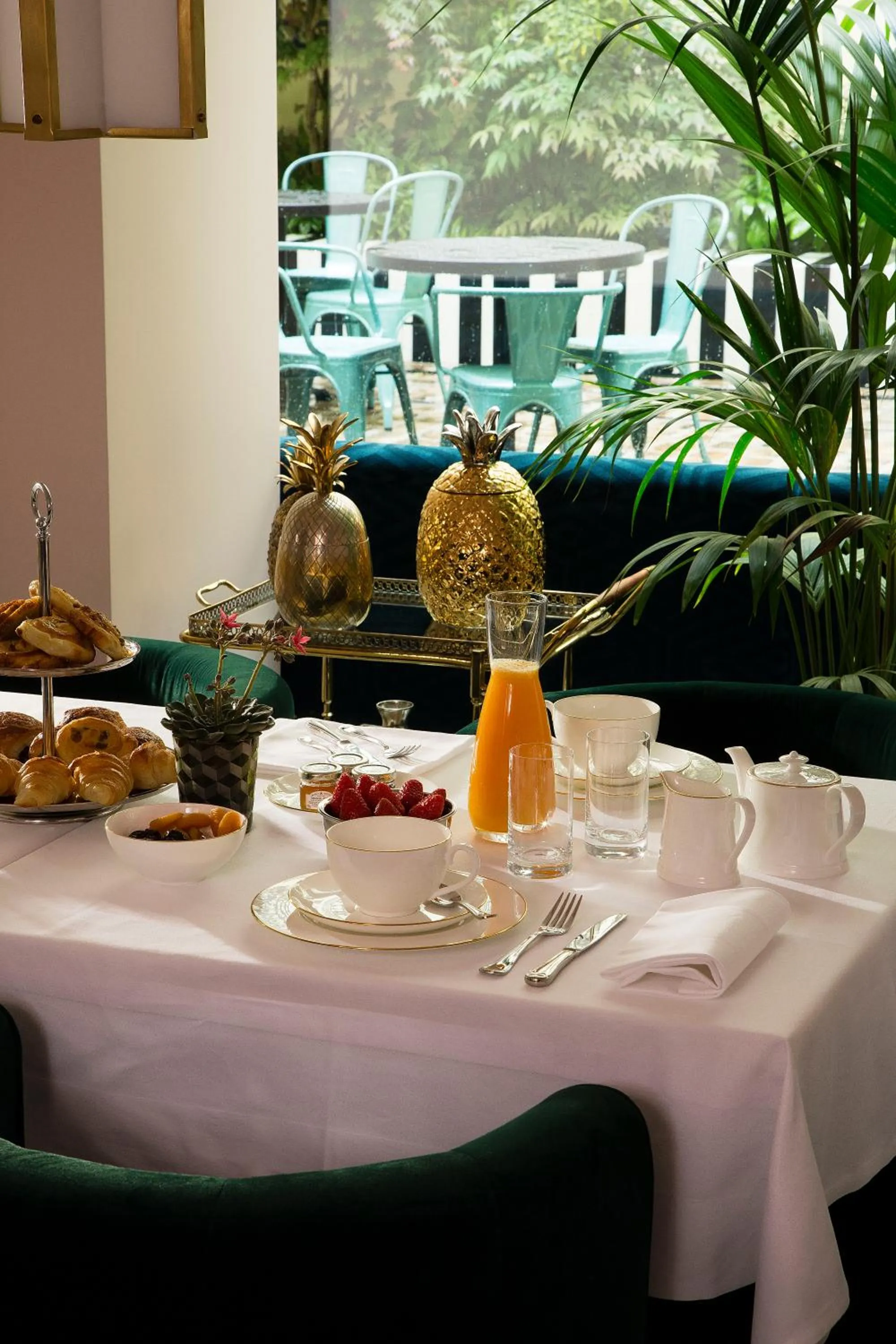 Breakfast in Hôtel Saint-Marc