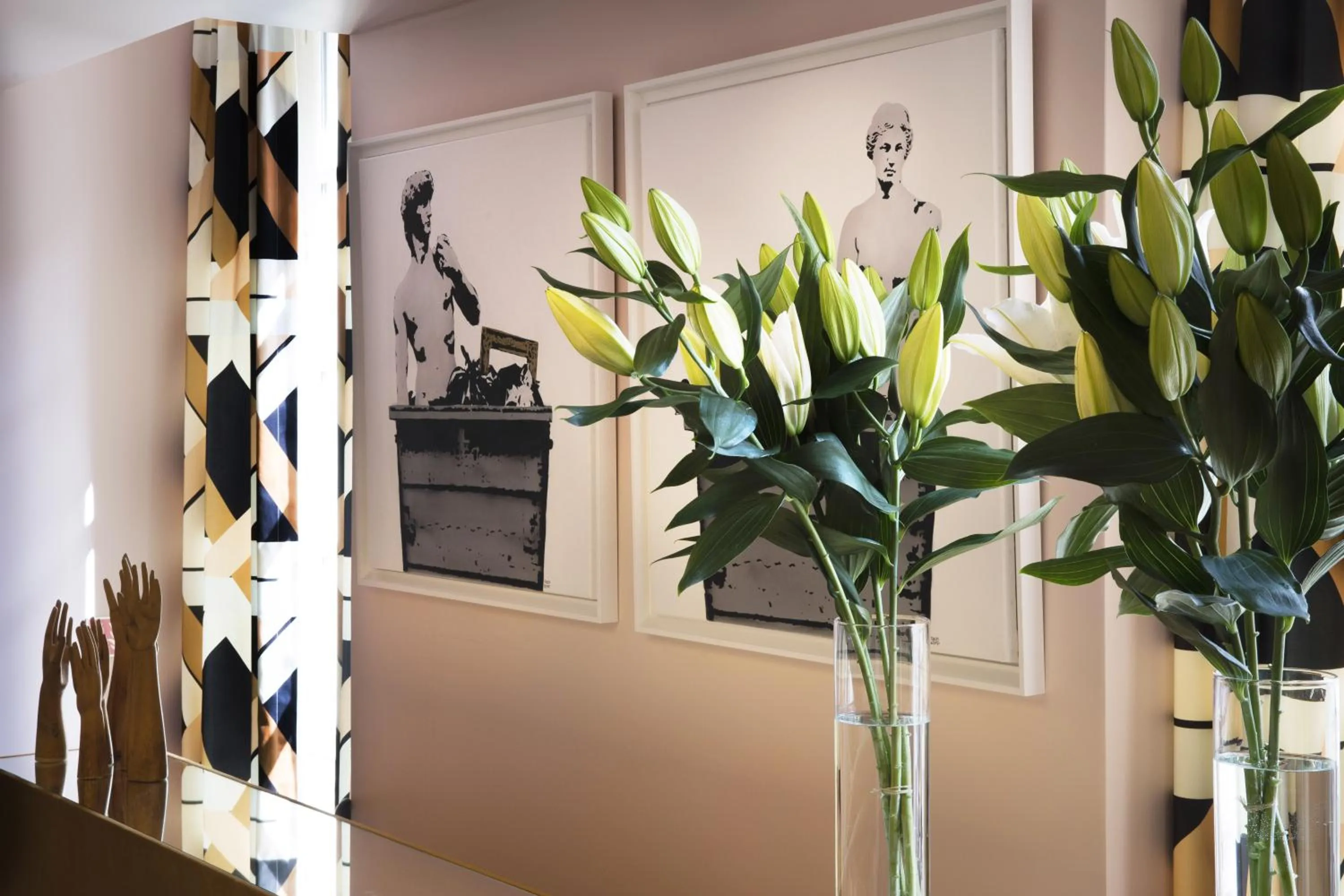 Lobby or reception in Hôtel Saint-Marc