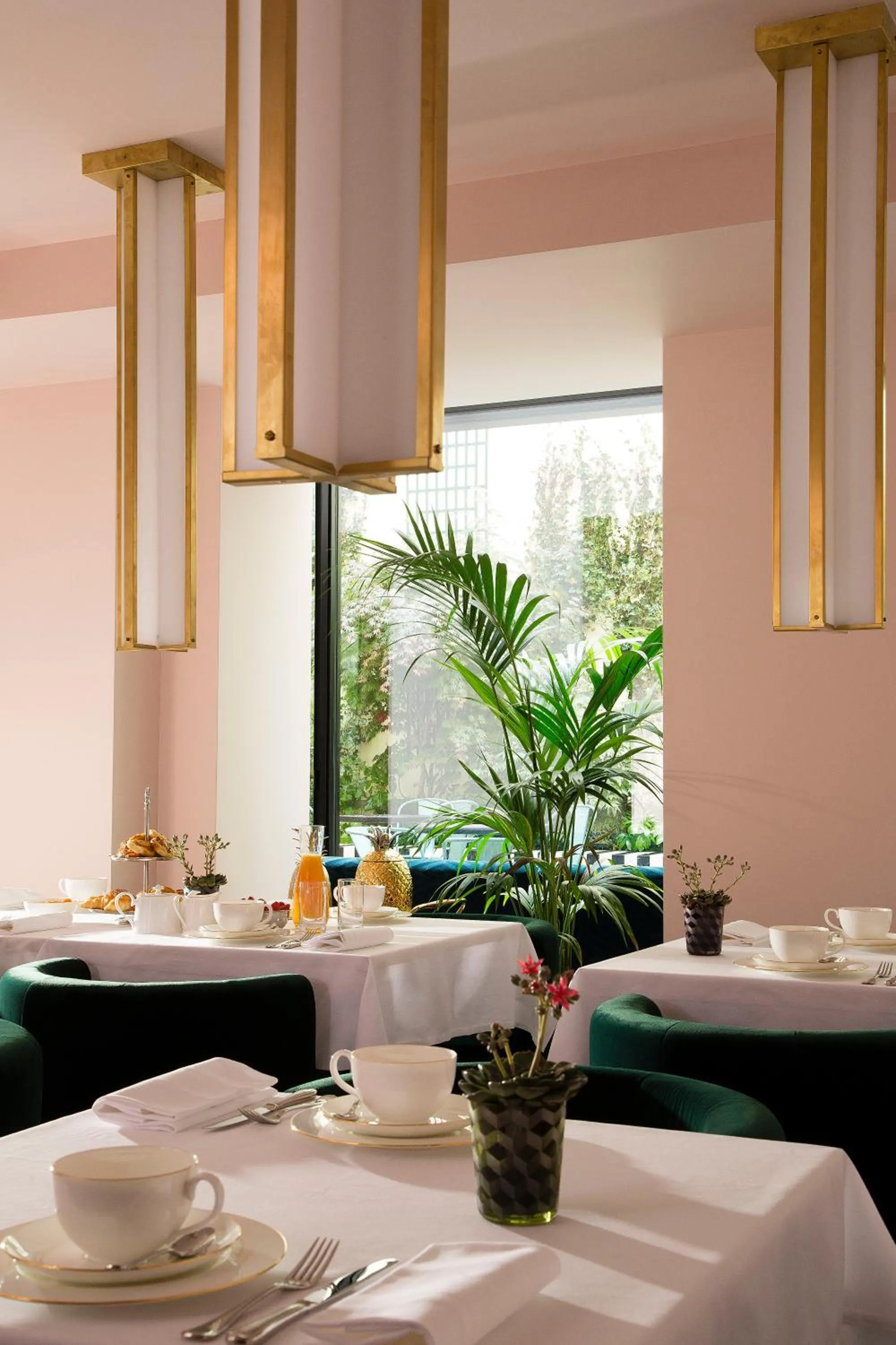 Lounge or bar in Hôtel Saint-Marc