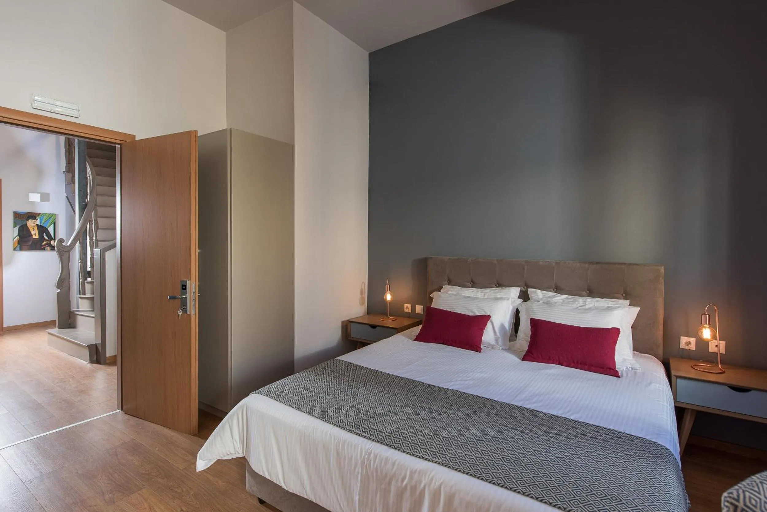 Bedroom, Bed in Bluebell Luxury Suites