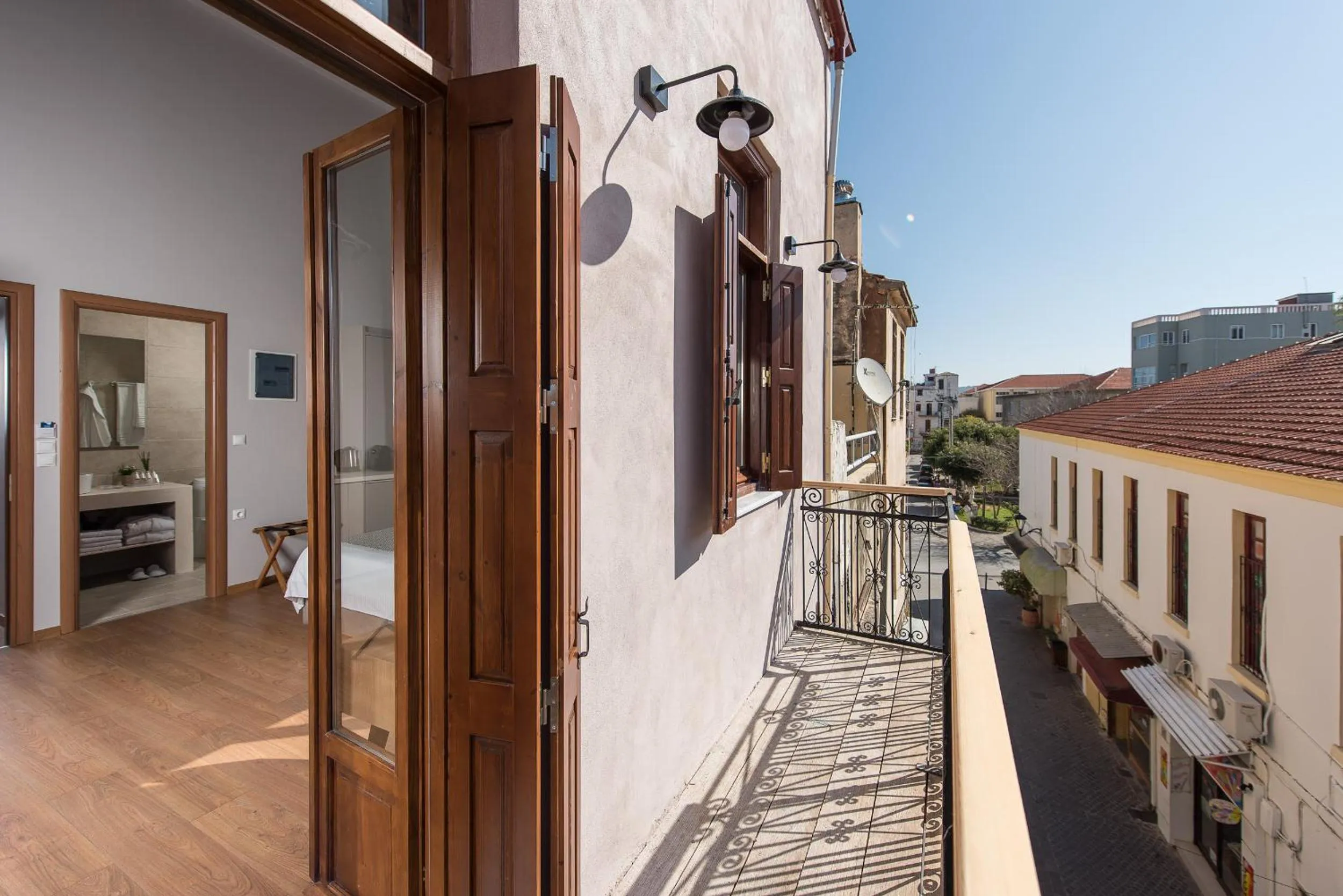 City view in Bluebell Luxury Suites