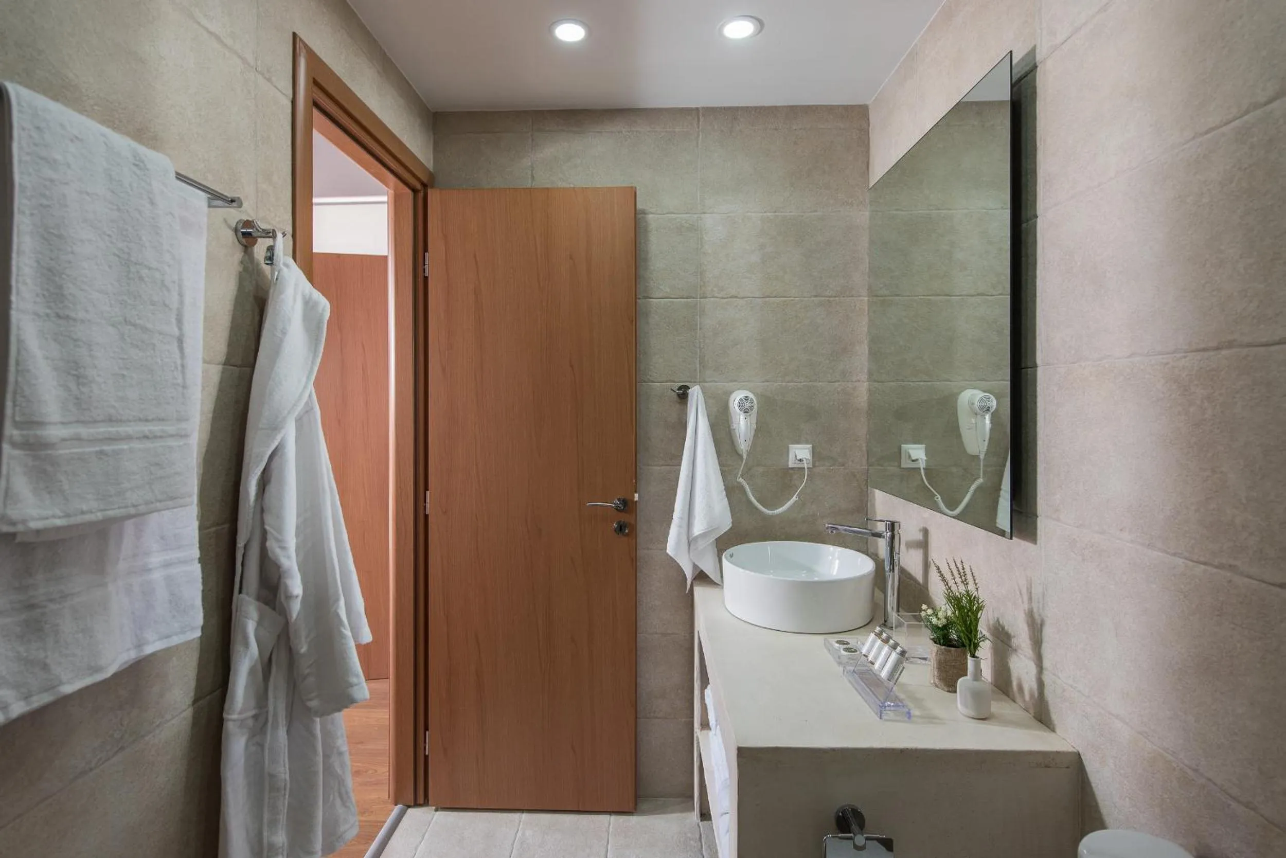 Bathroom in Bluebell Luxury Suites