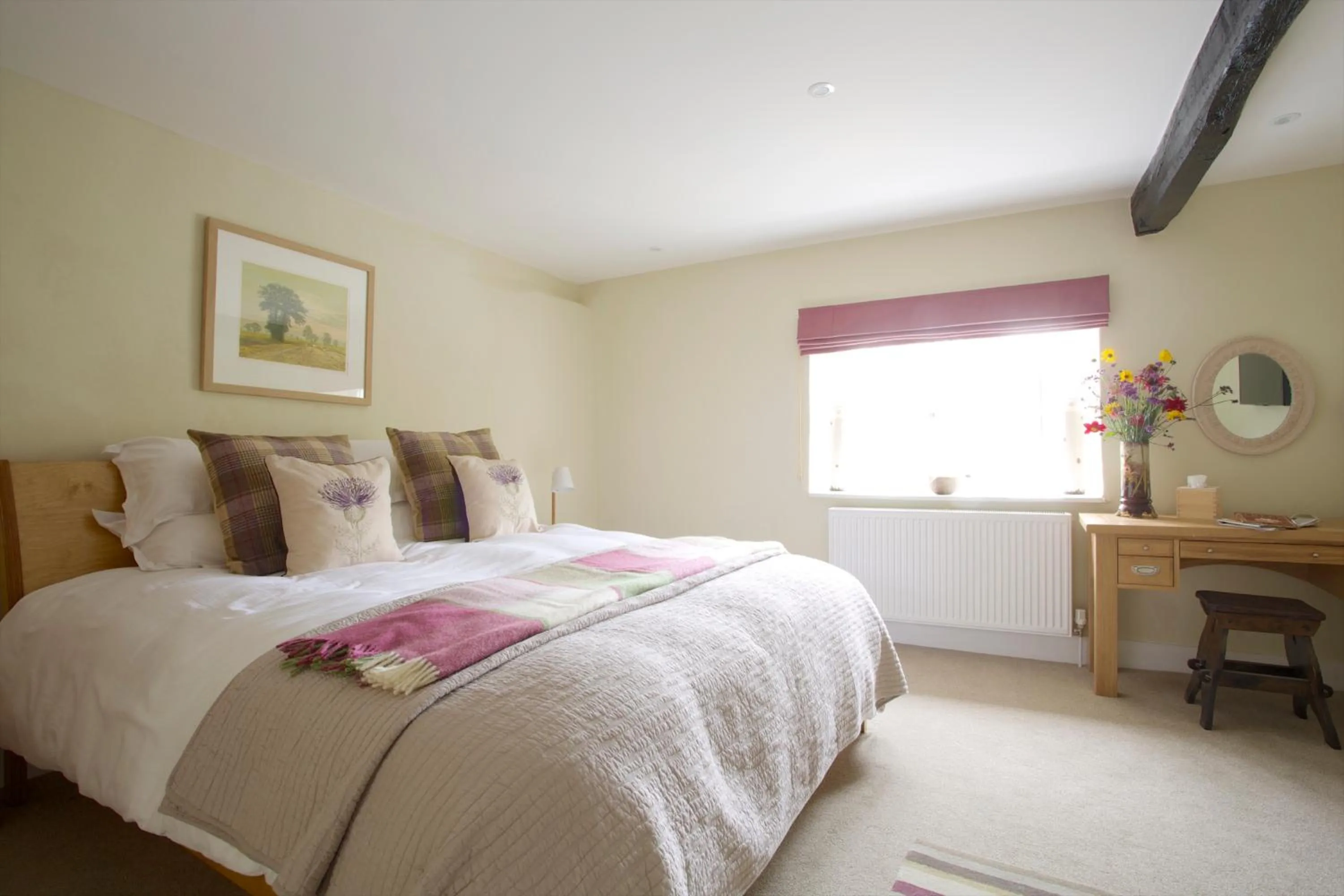 Photo of the whole room, Bed in The Royal Oak