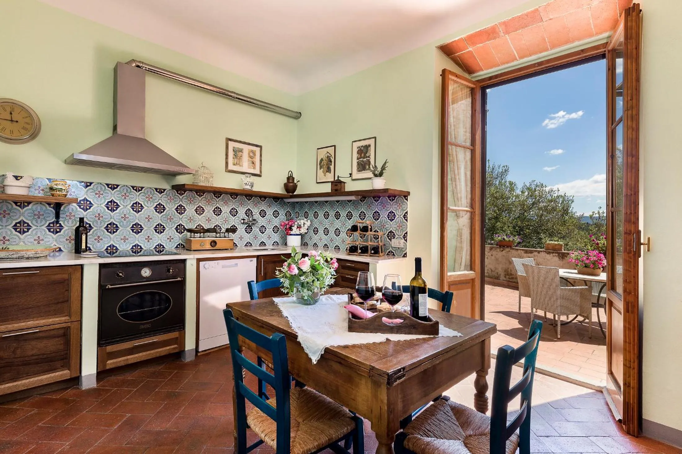 Kitchen or kitchenette in Castello di Cafaggio