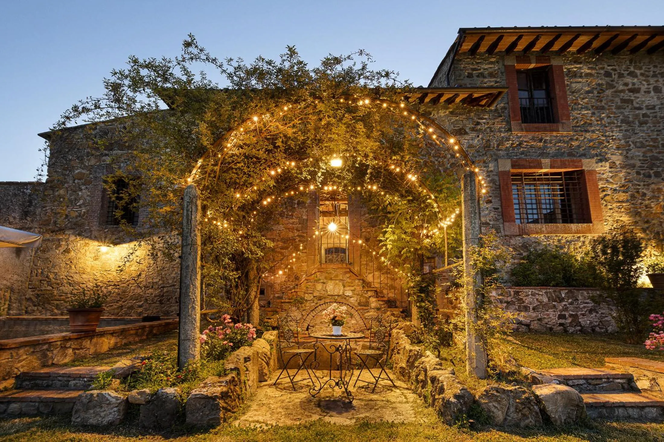 Property building in Castello di Cafaggio