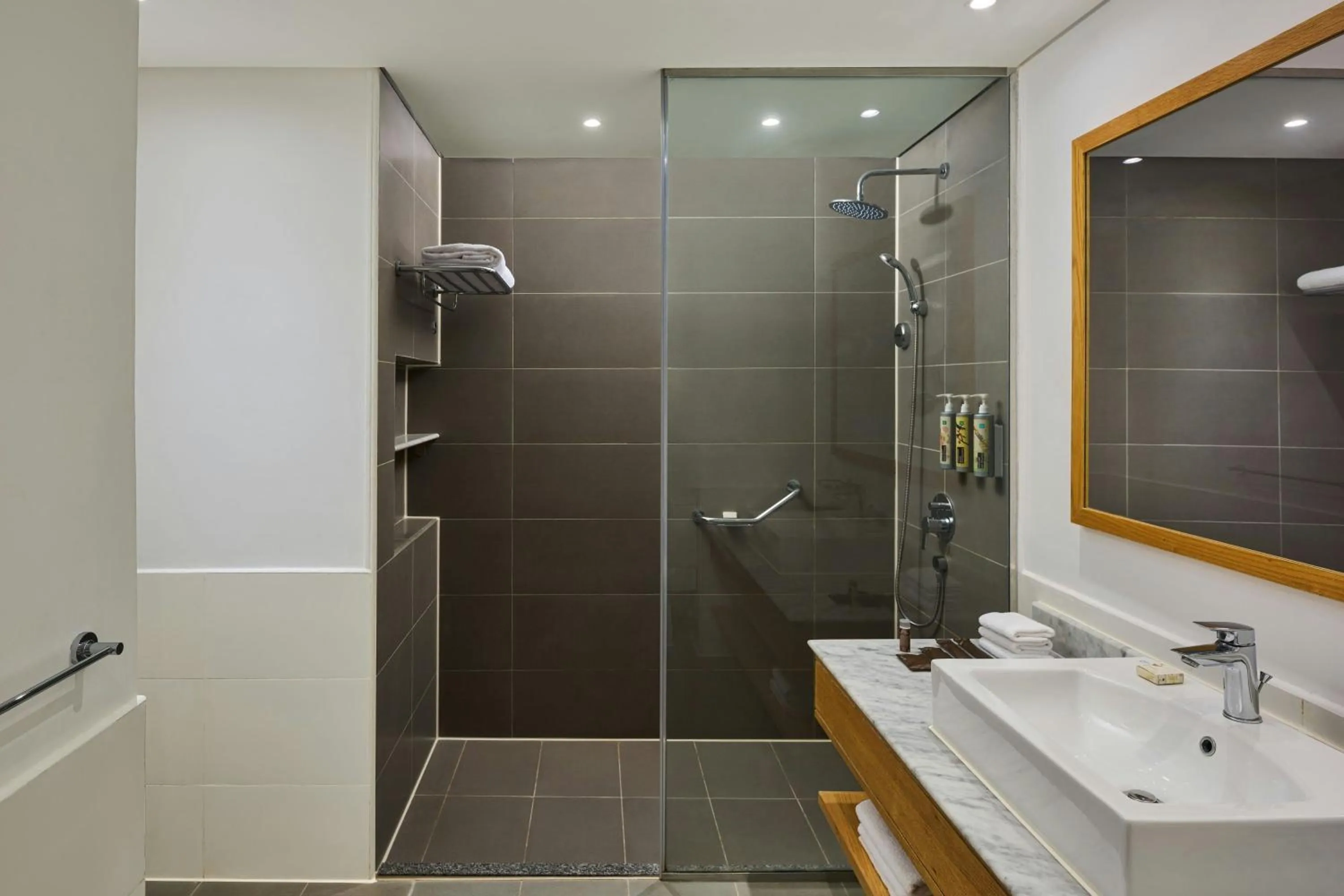 Bathroom in Renaissance Sharm El Sheikh Golden View Beach Resort