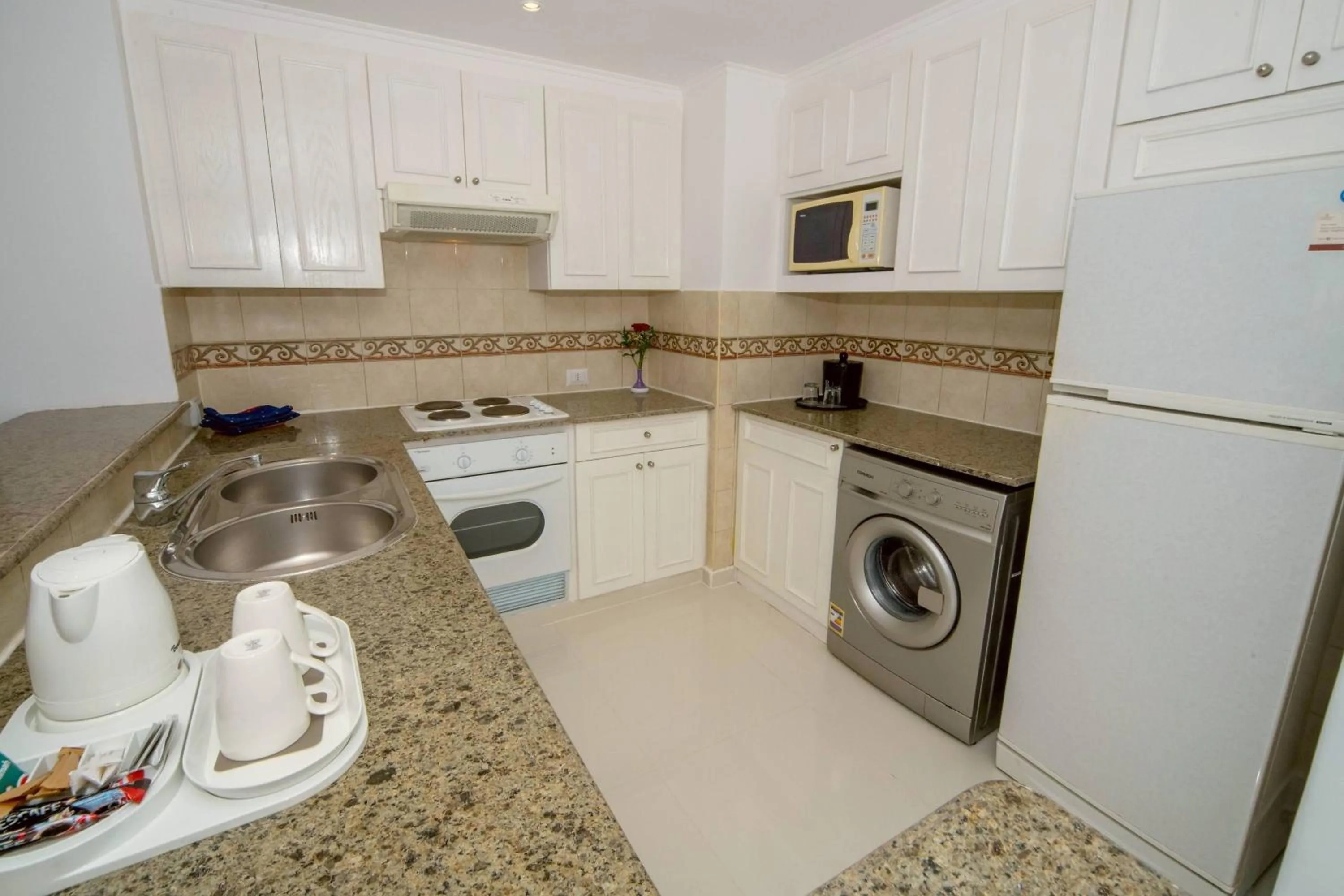 Kitchen or kitchenette in Renaissance Sharm El Sheikh Golden View Beach Resort