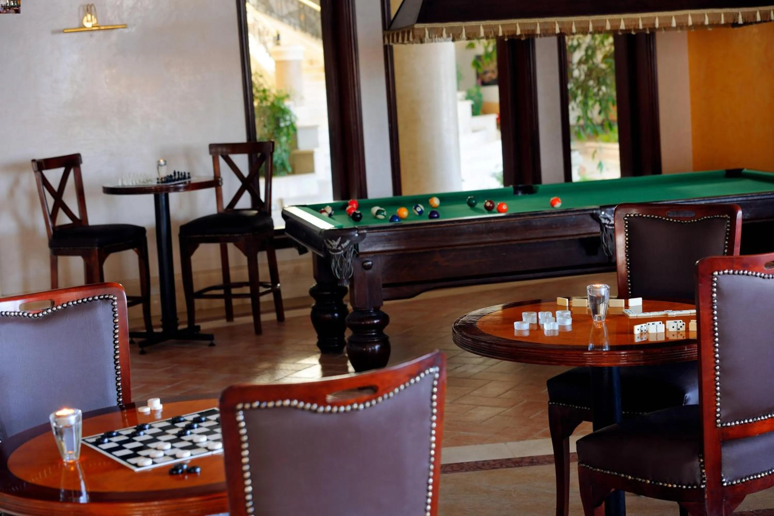 Lounge or bar in Renaissance Sharm El Sheikh Golden View Beach Resort