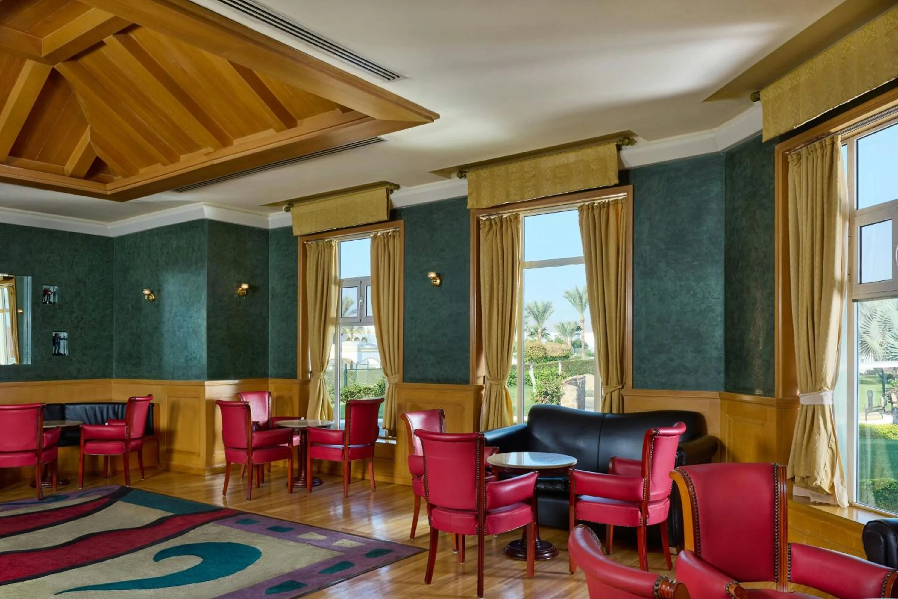 Lobby or reception in Renaissance Sharm El Sheikh Golden View Beach Resort