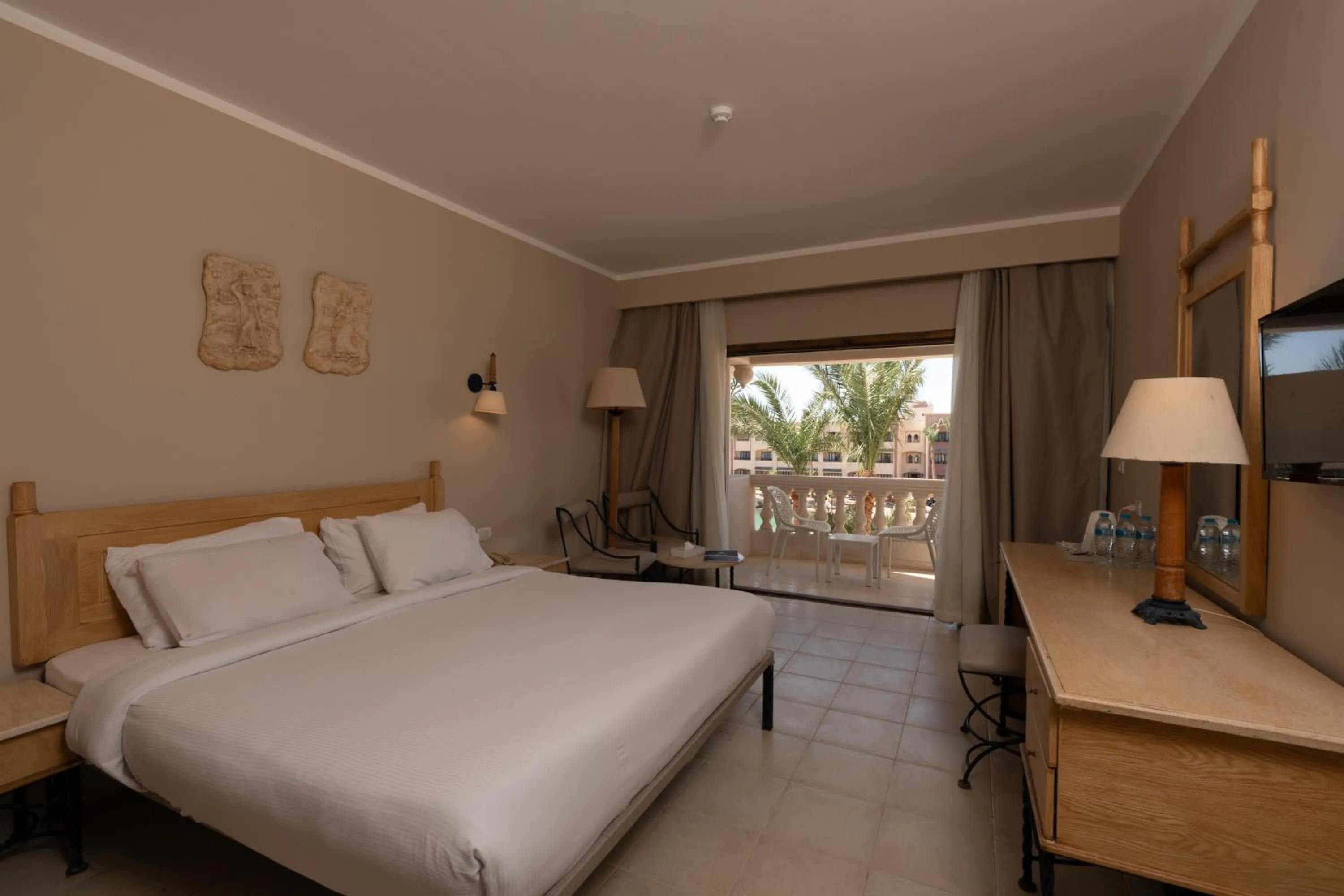 Bed in Sunny Days El Palacio Resort & Spa