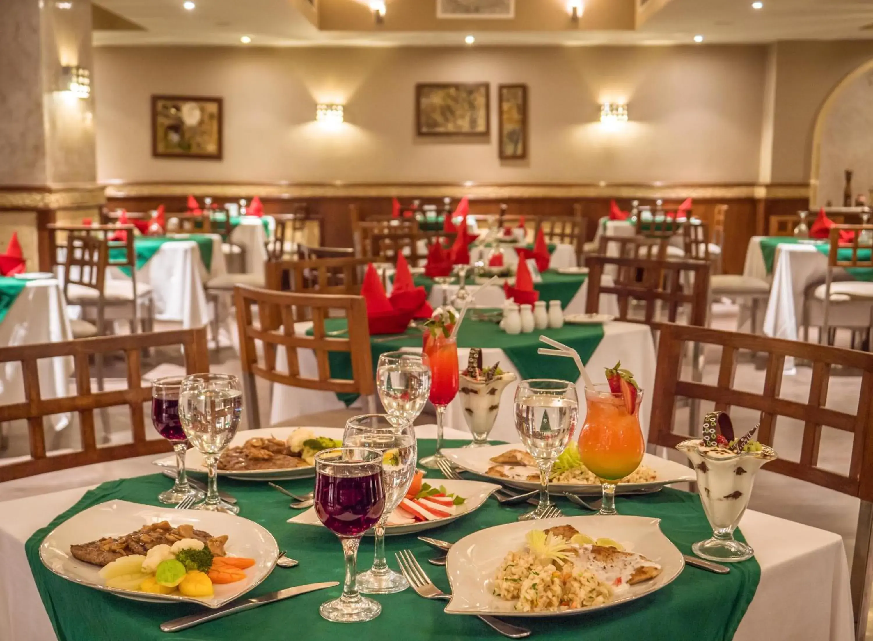 Restaurant/places to eat in Sunny Days El Palacio Resort & Spa Restaurant/places to eat in Sunny Days El Palacio Resort & Spa