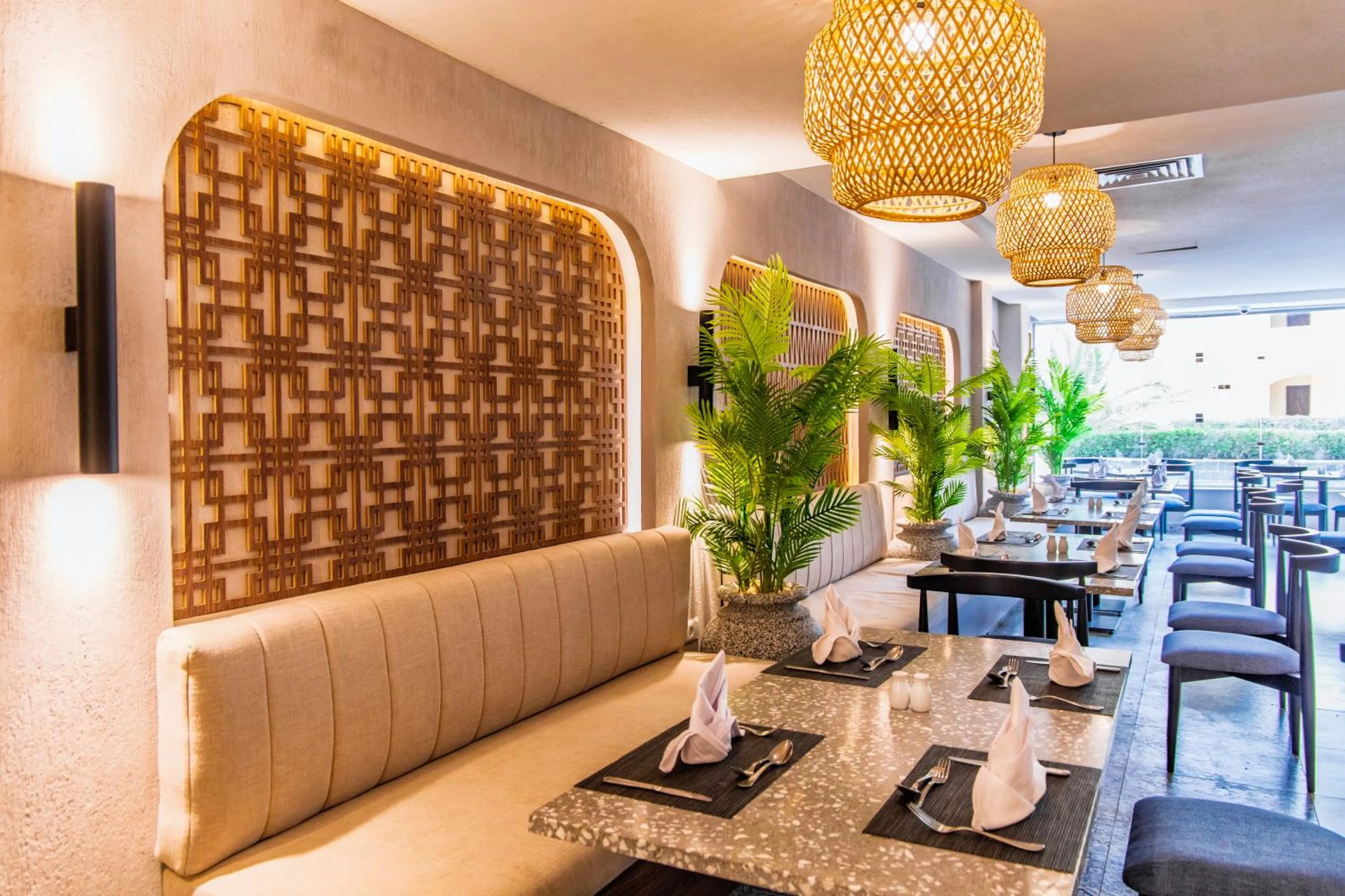 Restaurant/places to eat in Sunny Days El Palacio Resort & Spa