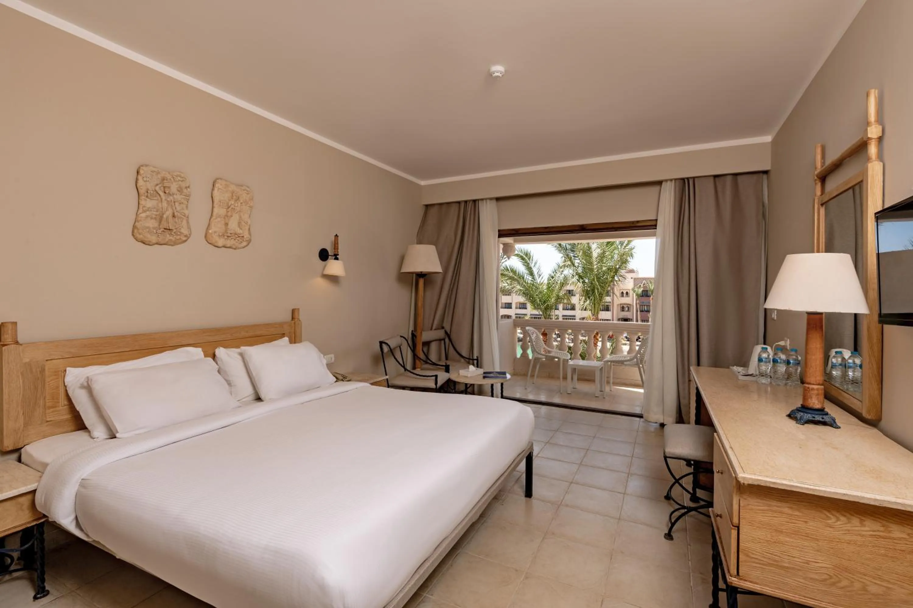 View (from property/room), Bed in Sunny Days El Palacio Resort & Spa