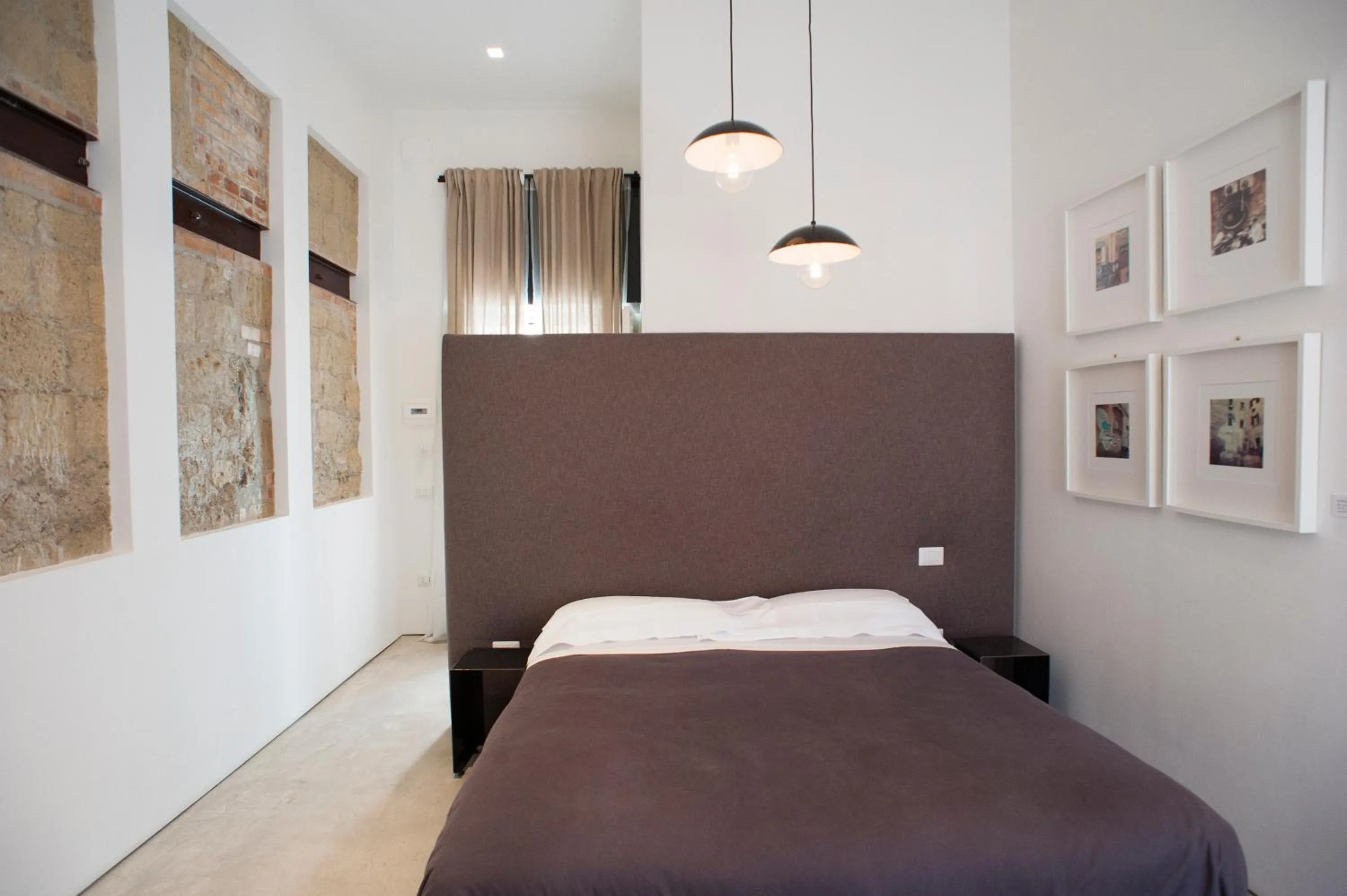 Photo of the whole room, Bed in Belledonne Suite & Gallery