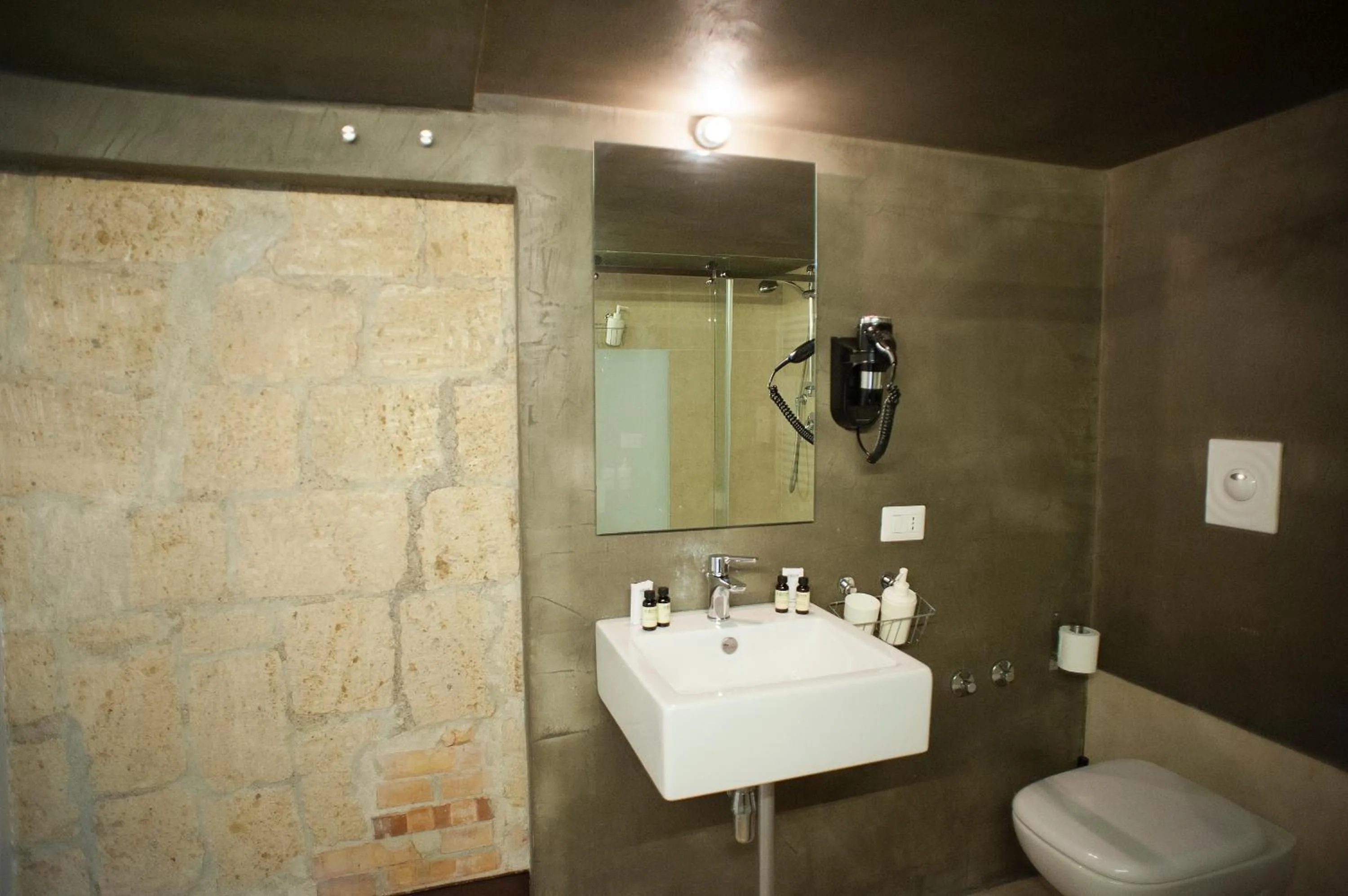 Bathroom in Belledonne Suite & Gallery