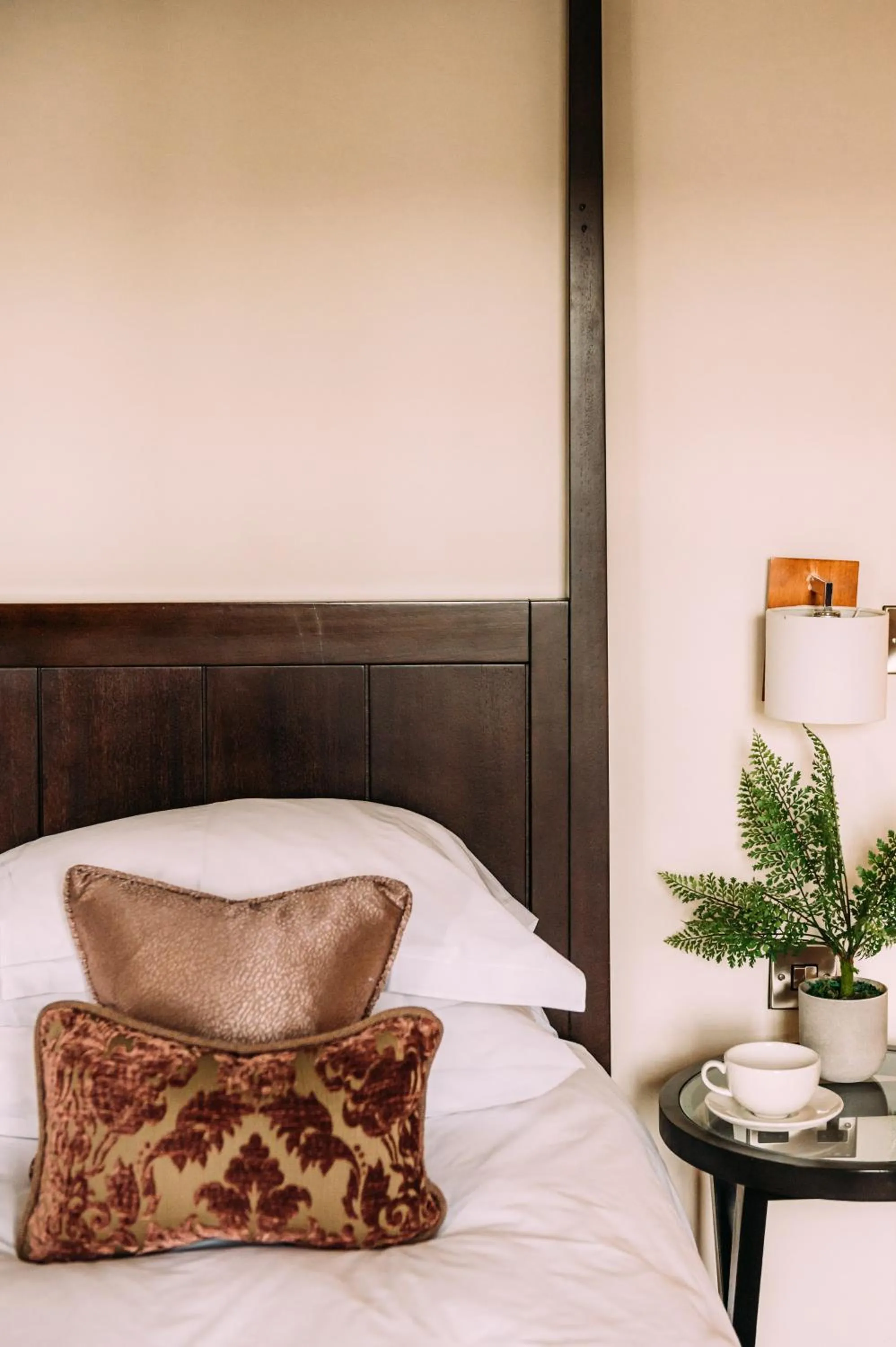 Bed in The Royal Hotel